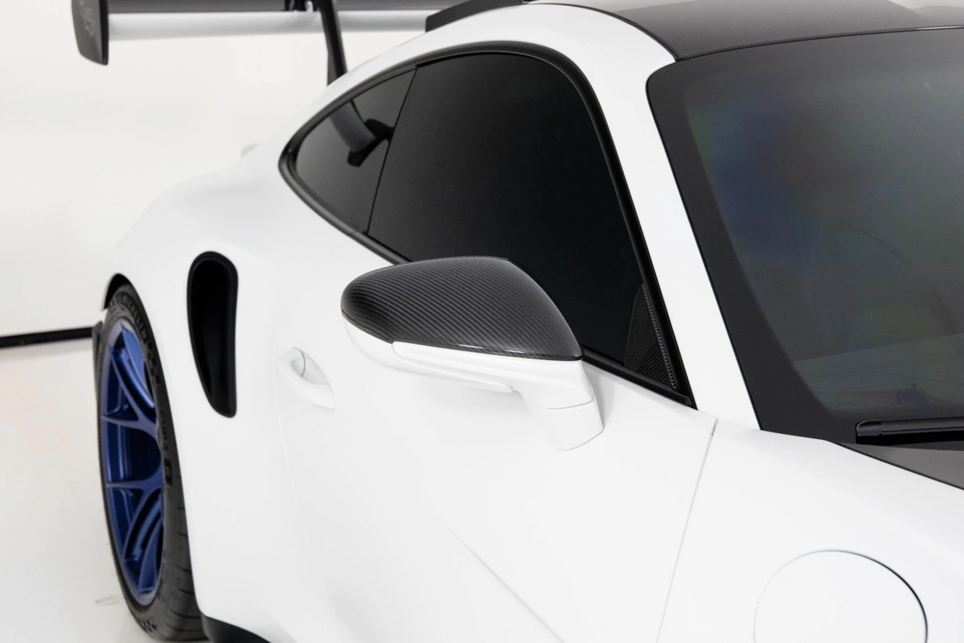 mph060_772666303_Used_2024_Porsche_911_GT_3_RS_1763426504_3ddaa69da5