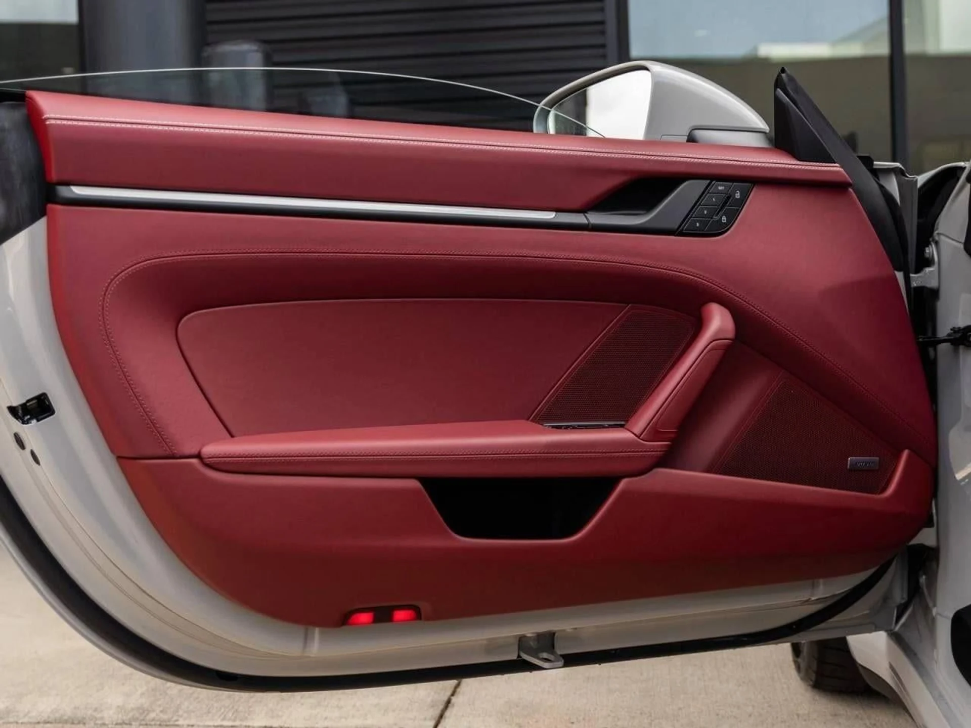 mph060_772700906_61_da8ba17bf3