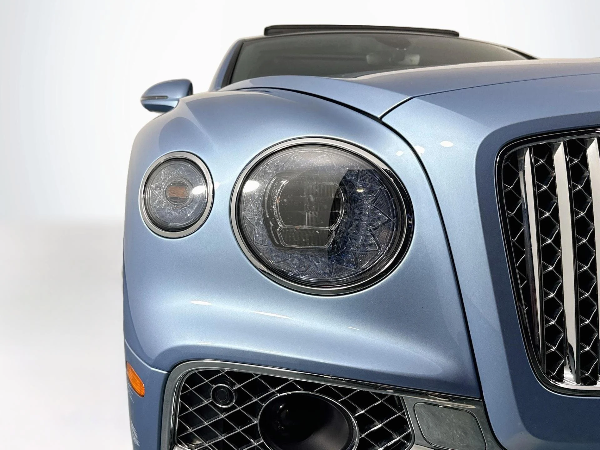 mph060_804639741_Used_2022_Bentley_Flying_Spur_V8_1787092931_d7eadd66b1