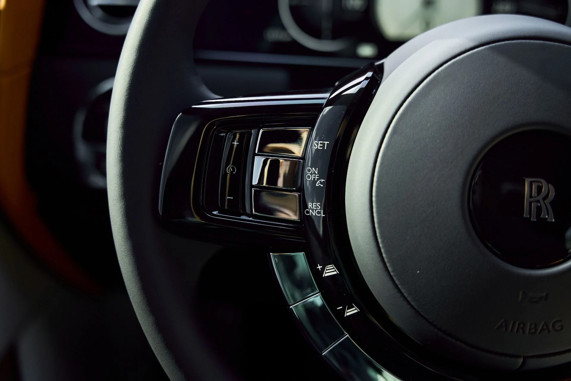 mph060_808086254_Used_2026_Rolls_Royce_Cullinan_Base_1766884824_ef9379f375