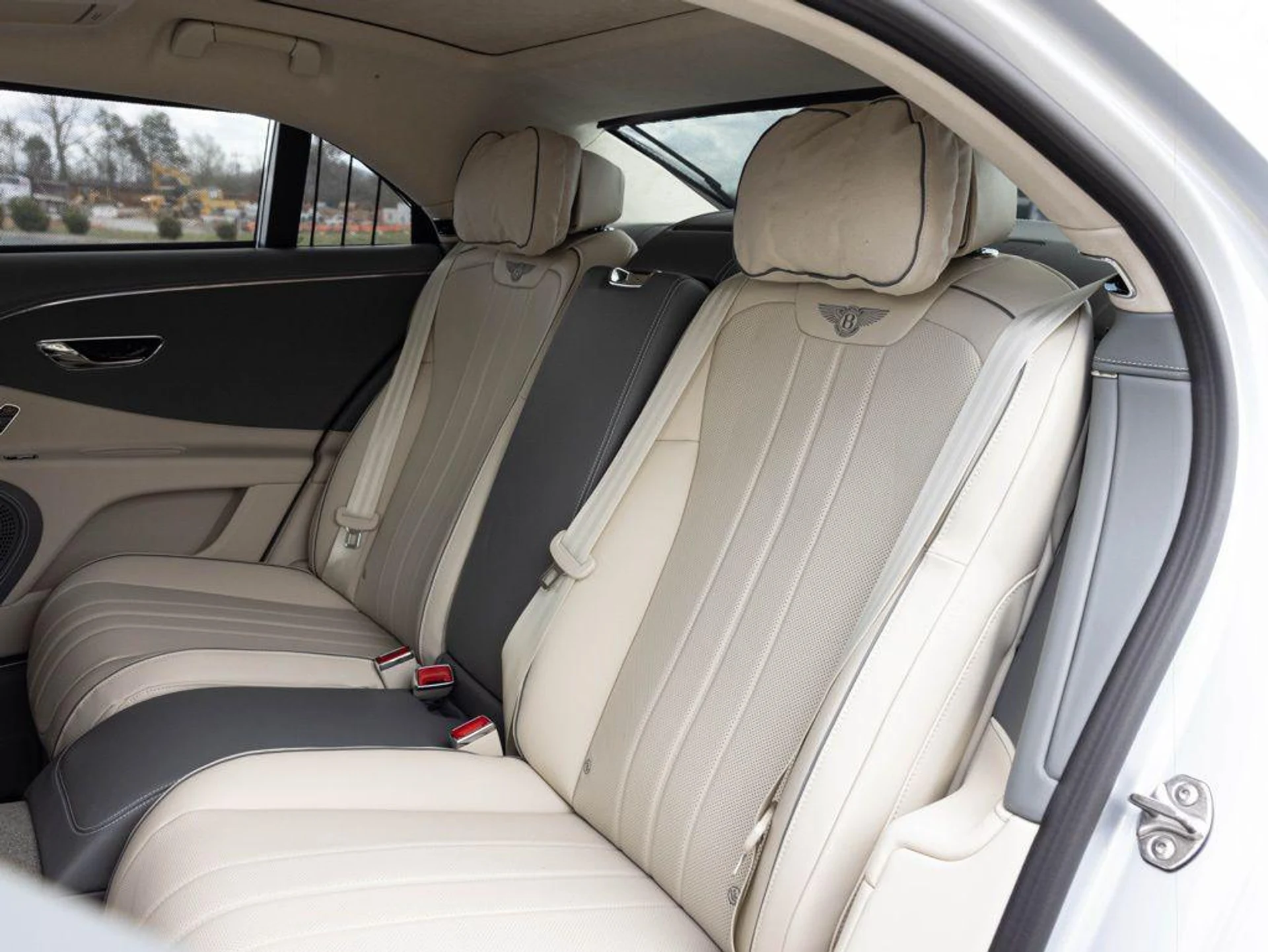 mph060_842655370_500853697_69ac49c842328134f501cf62_f61ca794ba