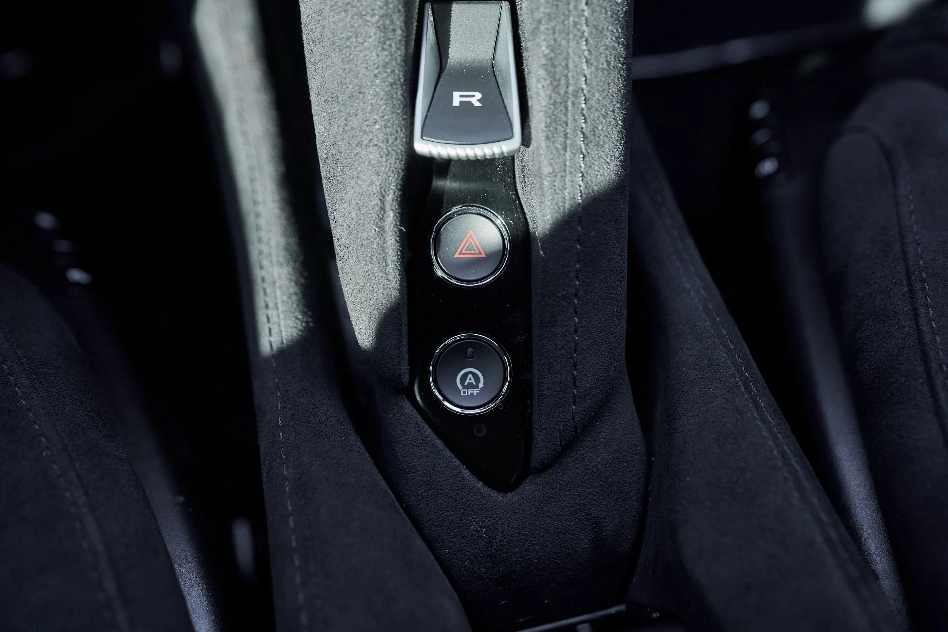 mph060_852993023_Used_2024_Mc_Laren_750_S_Spider_1761608971_06cebded72