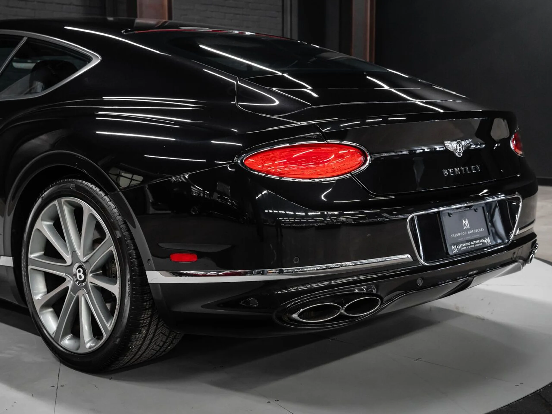 mph060_88377654_bentley_continental_2022_1afde20d84