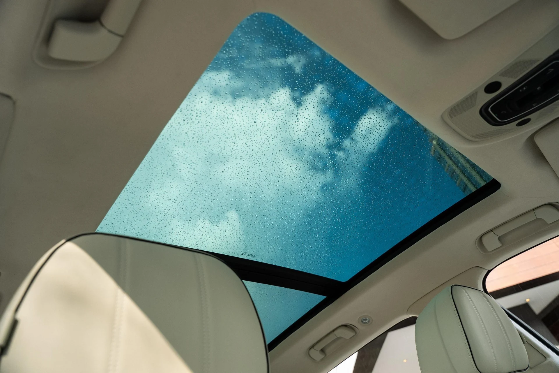 mph060_90524644_442093803_689aca73b01227cfeeaaeec8_385cc1f60f