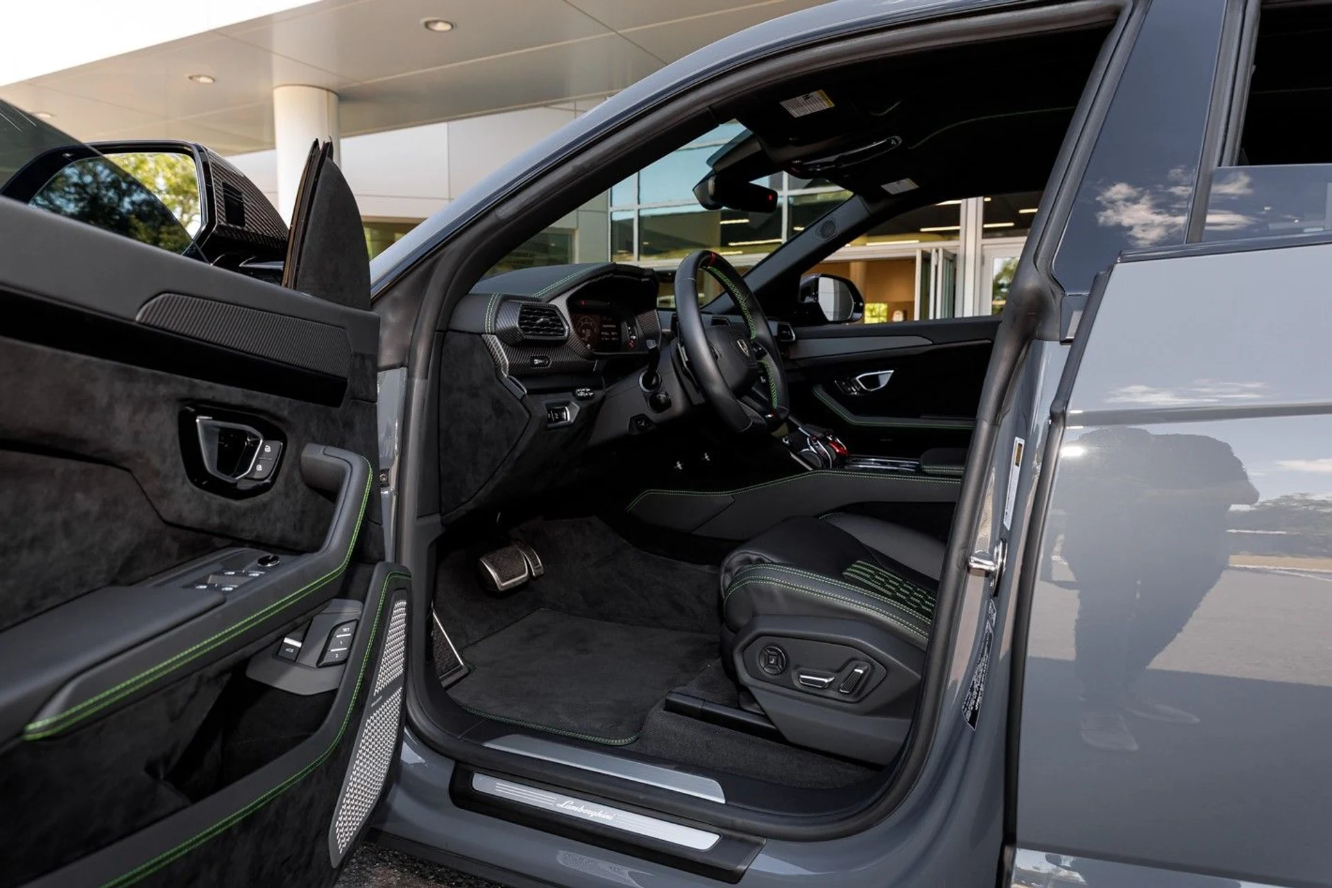 mph060_961689000_667_p62_l_1a6a7db165