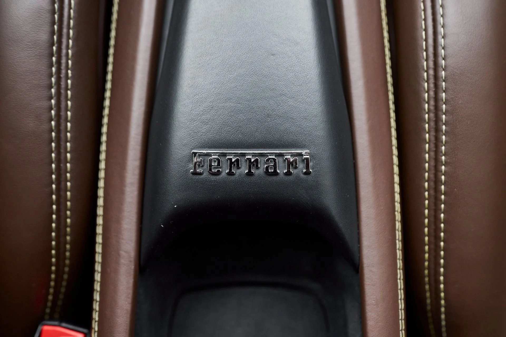 mph060_981726099_Used_2020_Ferrari_F8_Tributo_Base_1761597702_3869c4fb3d