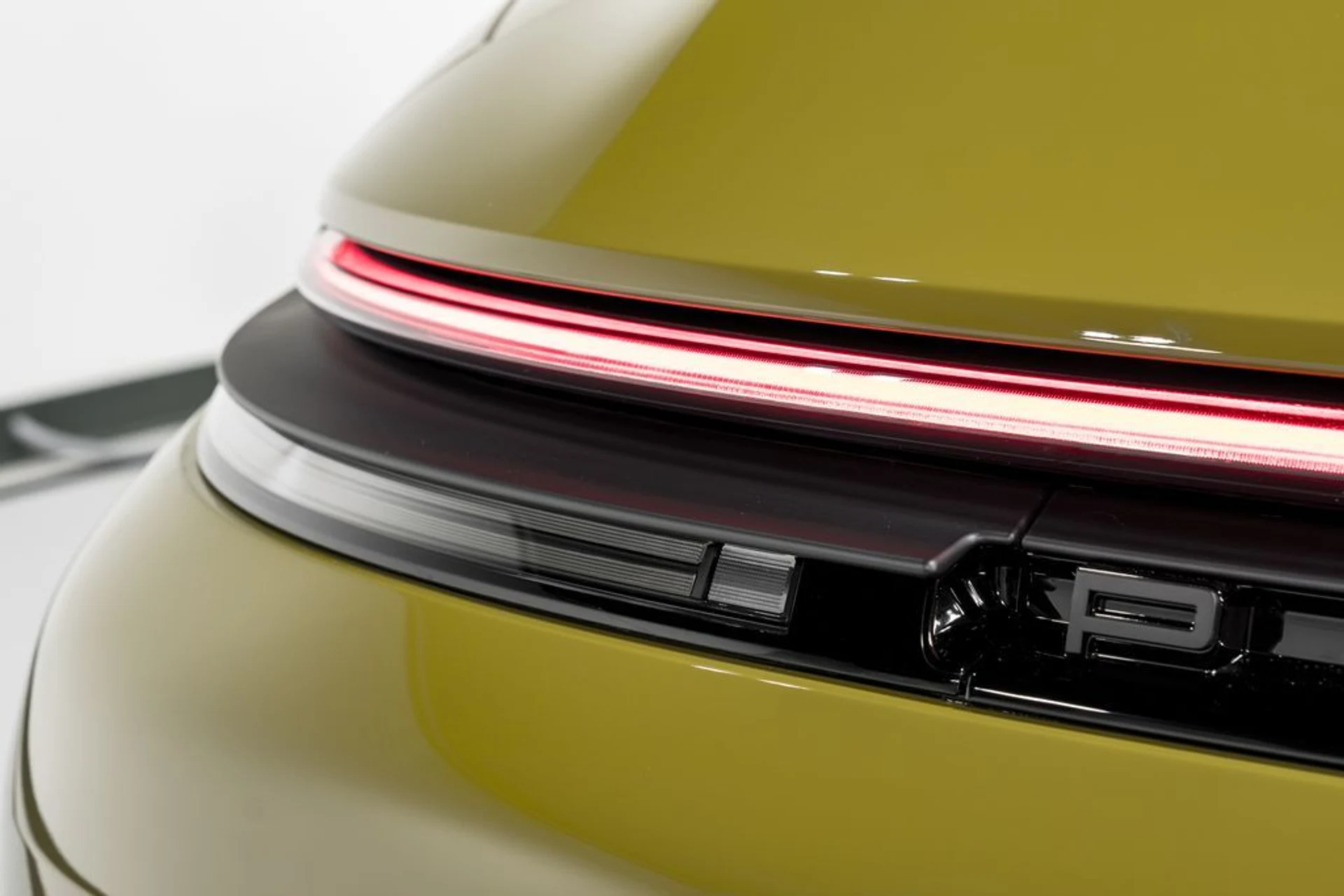 mph060_999504458_ca7e9153a5fd55d15e2fd01f2e4a7683x_423ae506f3