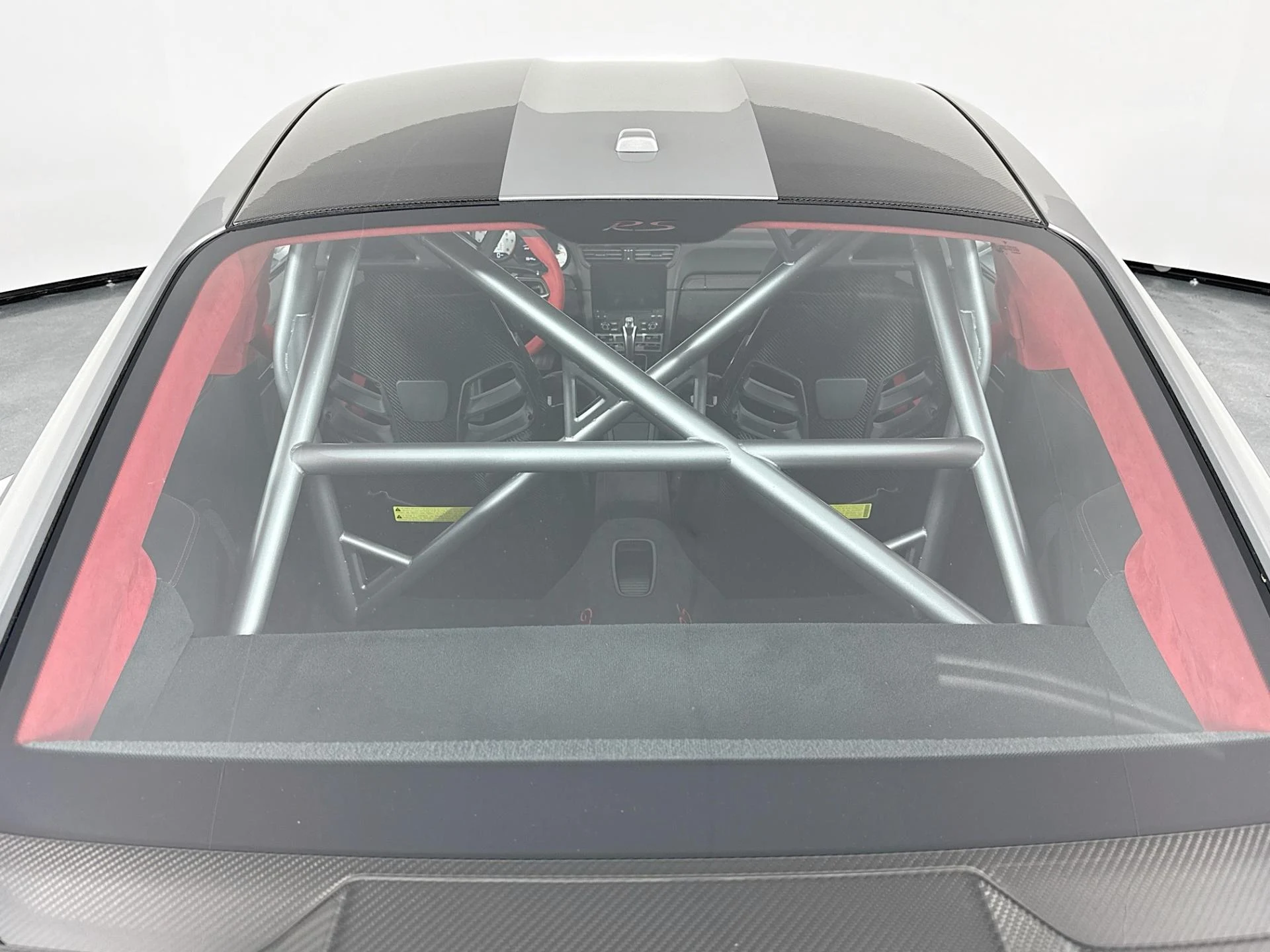 mph061_1003559638_Used_2018_Porsche_911_GT_2_RS_1784763006_887120535d