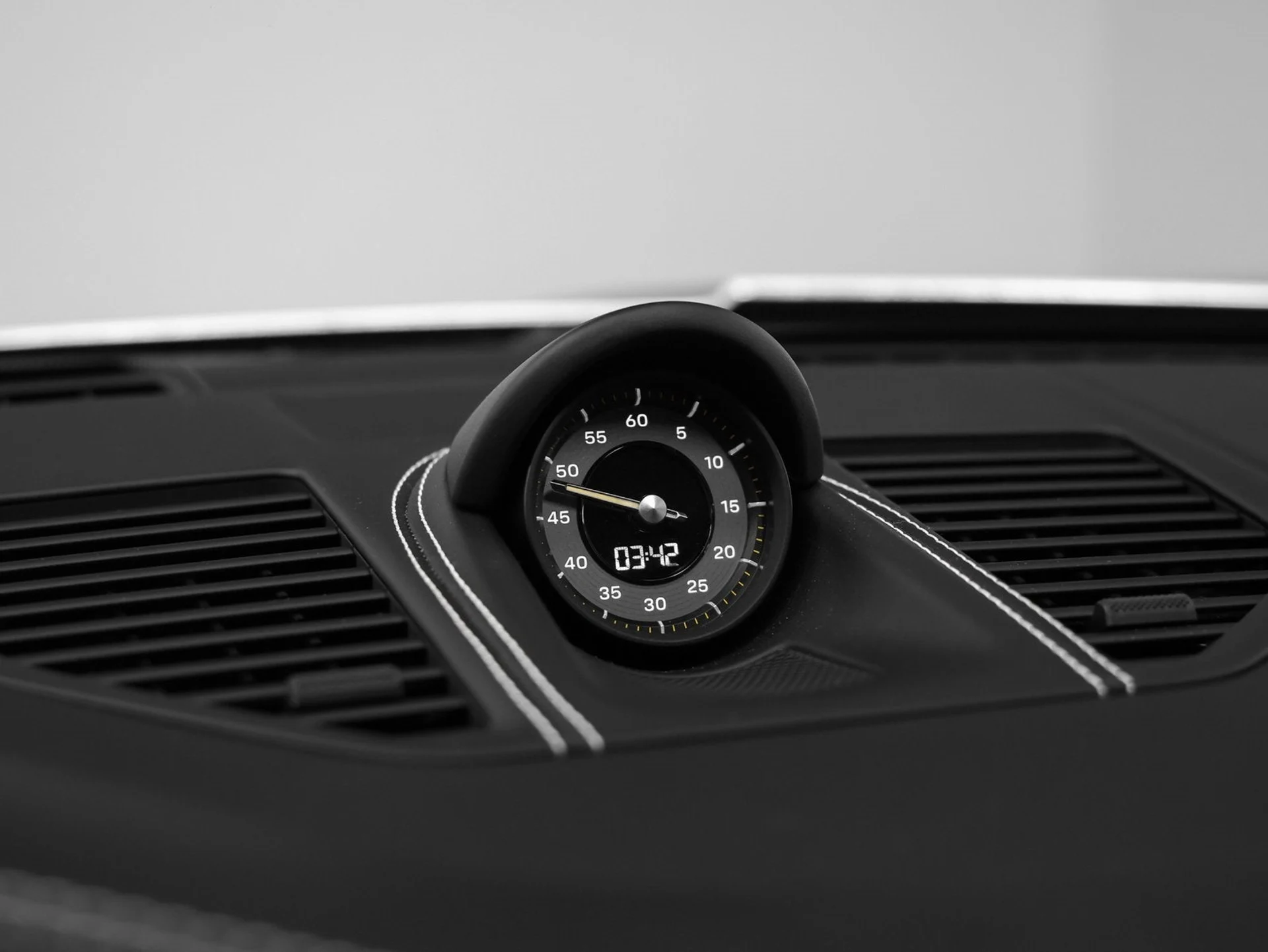 mph061_1020807640_62_19062a86a4