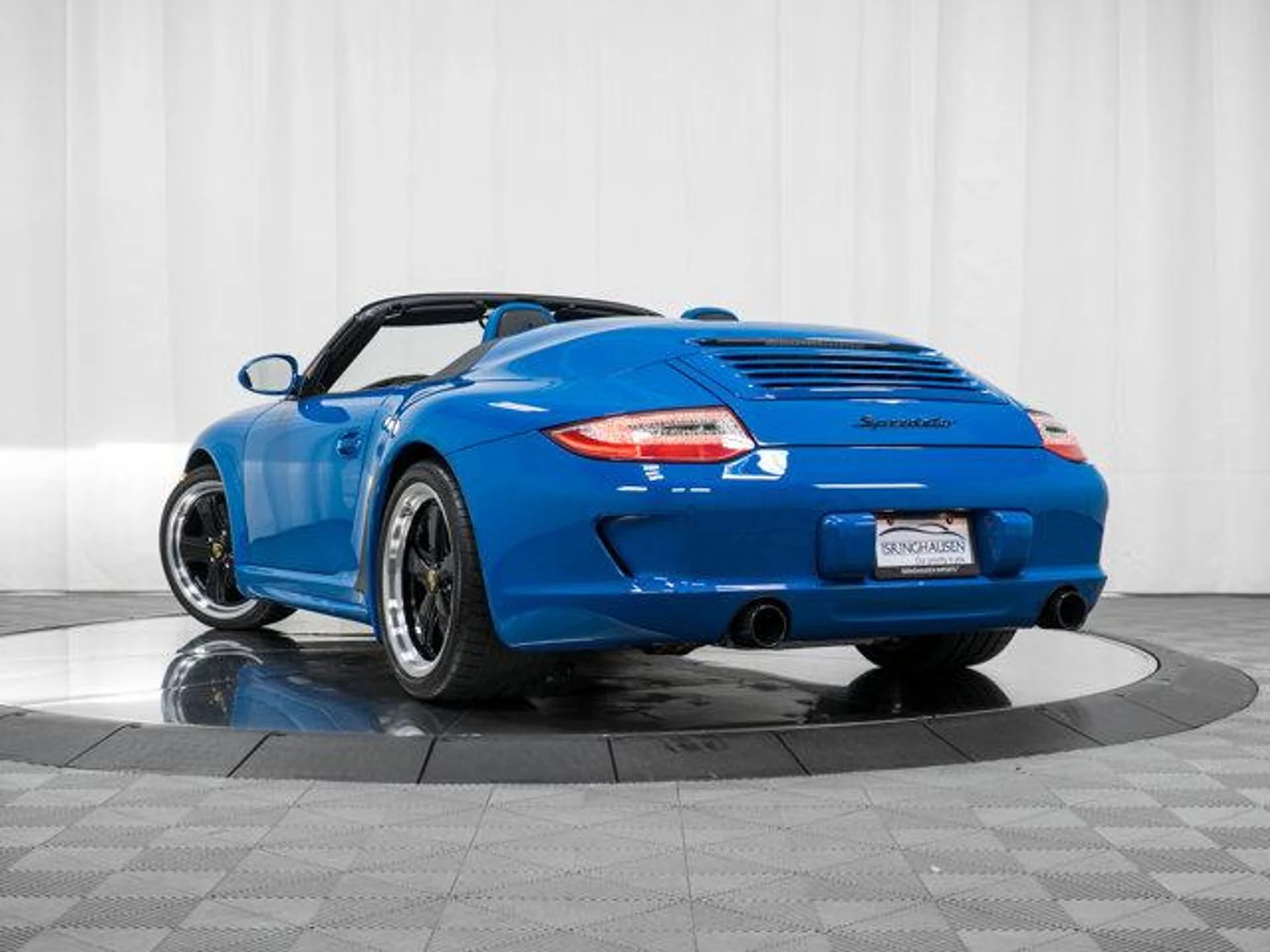 mph061_1021676062_qh_53_IU_1a2_Om_A_Ct_CTPAB_Yat_QK_6c_ebe4d19c8d