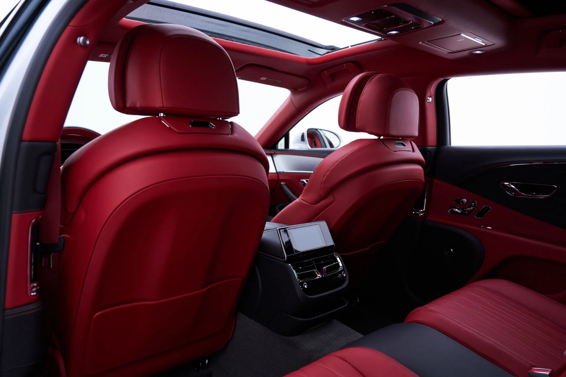 mph061_1048563620_Used_2022_Bentley_Flying_Spur_V8_1793212200_4853b9ea07