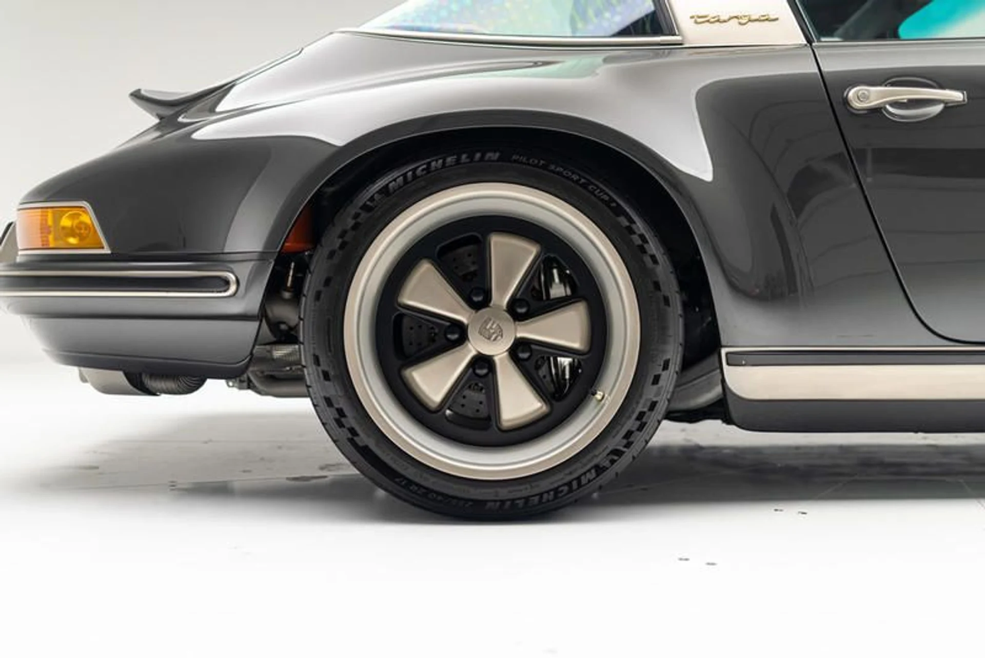 mph061_1059537804_FFBBBD_13_B220_4645_B136_83_CC_1_E0_AA_676_d4cbacf181