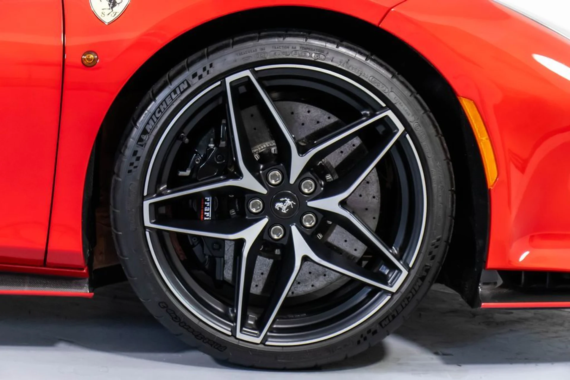 mph061_111596718_5a7807a74cecaaed2983427a7ea26d3dx_d4a5c2f61b