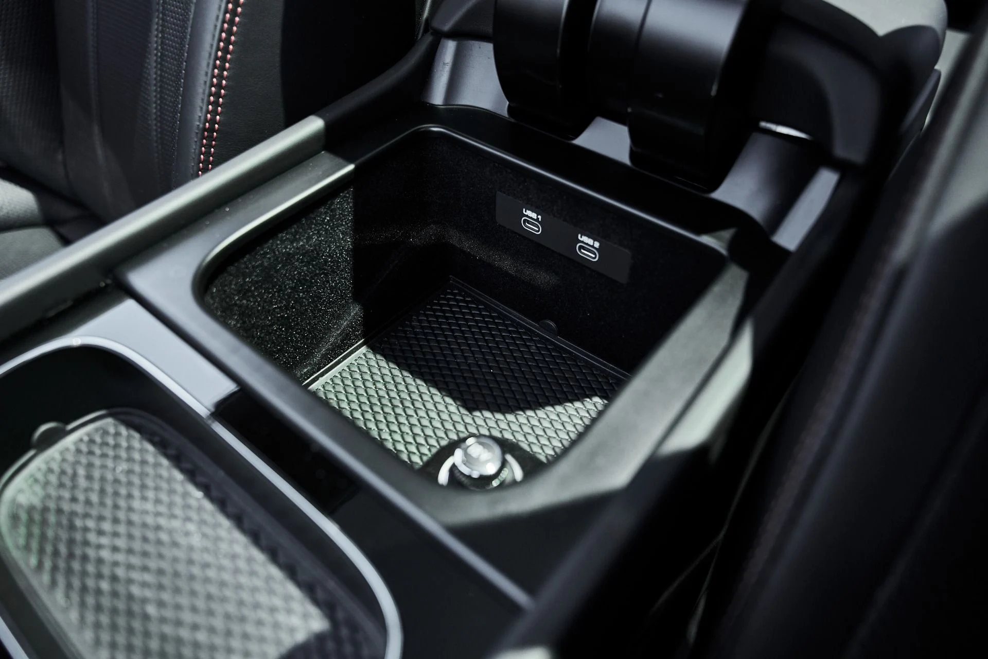 mph061_1118428084_Used_2021_Bentley_Bentayga_V8_1781575024_abd611a7bb