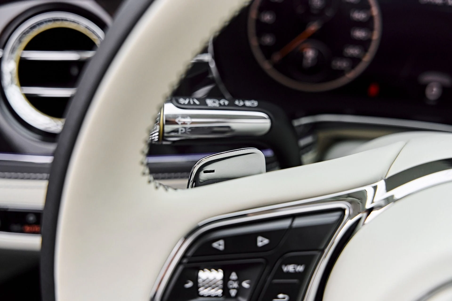 mph061_114842922_Used_2022_Bentley_Flying_Spur_W12_1786226252_5bd1346744