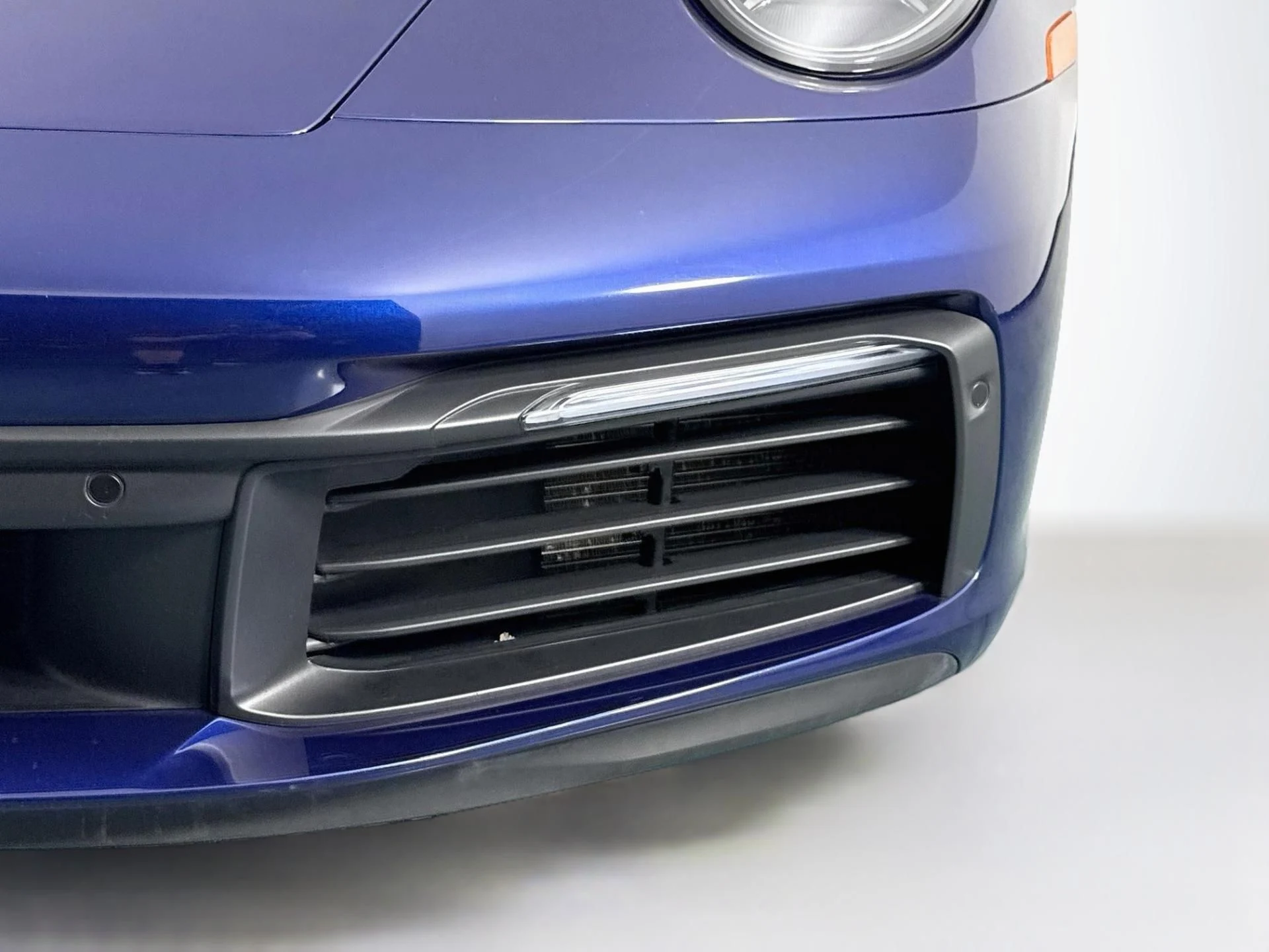 mph061_1156972062_Used_2021_Porsche_911_Carrera_1790195448_446e312d1d
