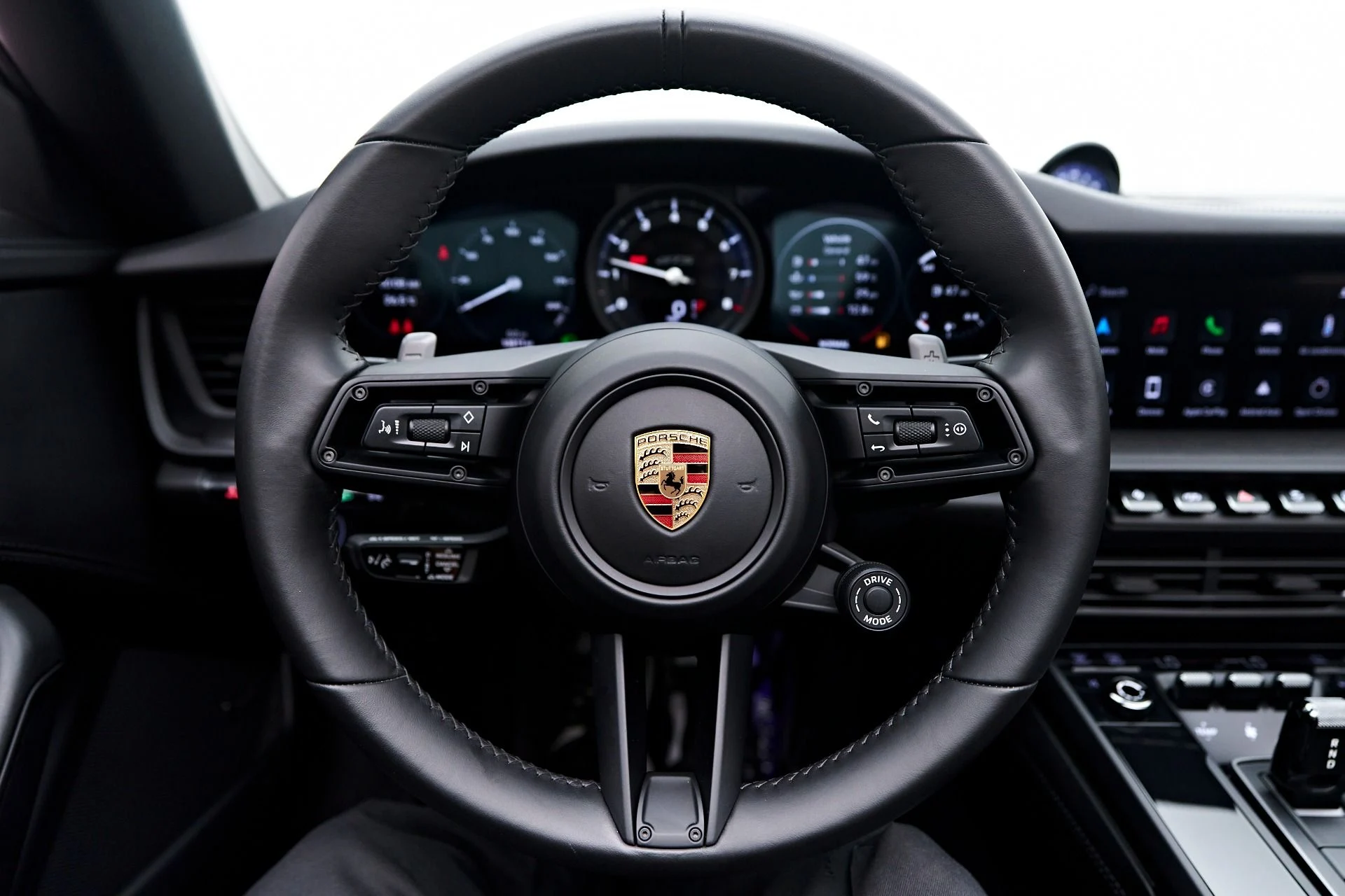 mph061_1170962150_Used_2024_Porsche_911_Targa_4_GTS_1756951268_04d9fb3560