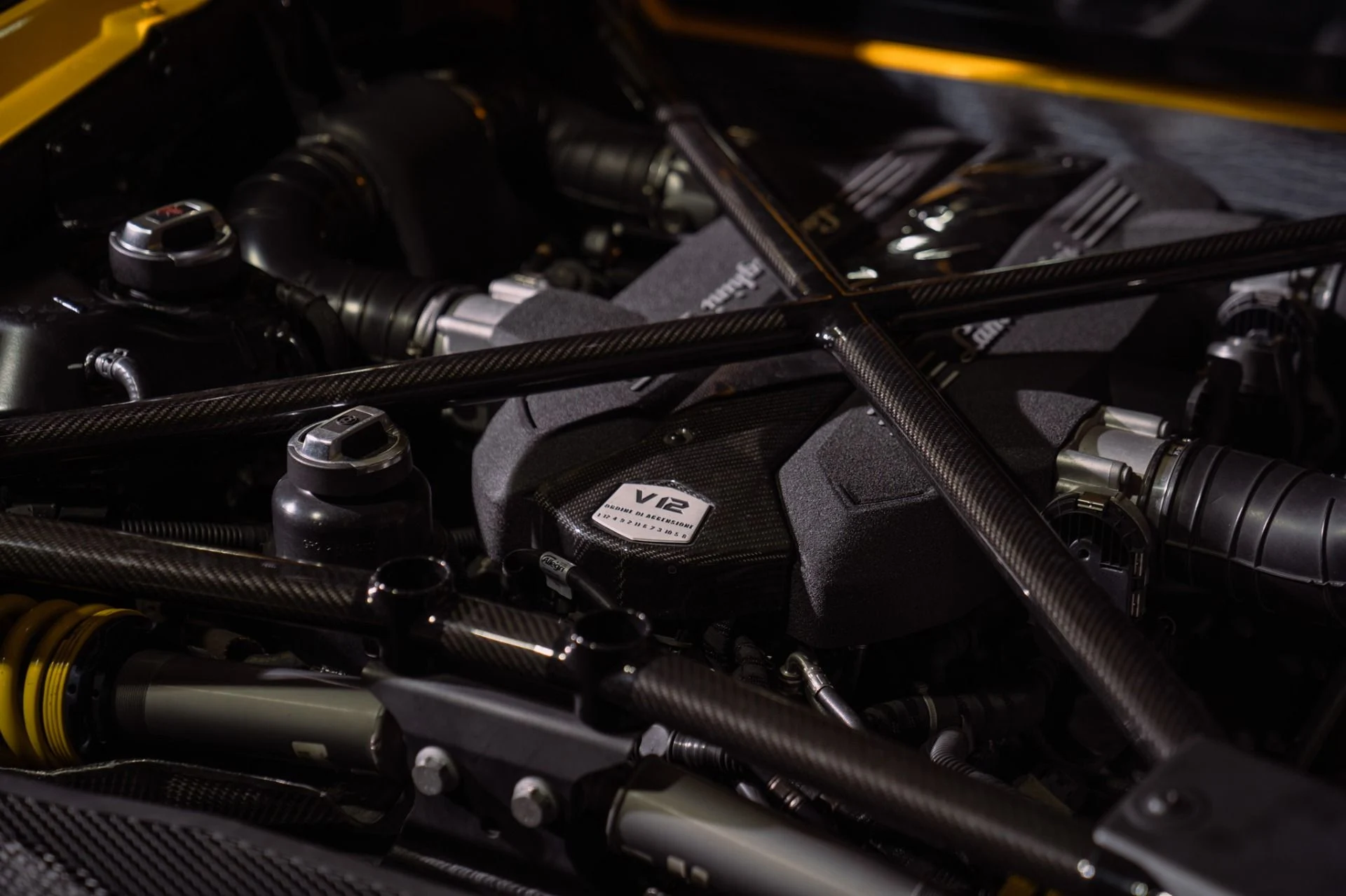 mph061_1178548276_Used_2016_Lamborghini_Aventador_LP_750_4_SV_Full_Carbon_Interior_with_Carbon_Seats_1792521135_32010e2f1a