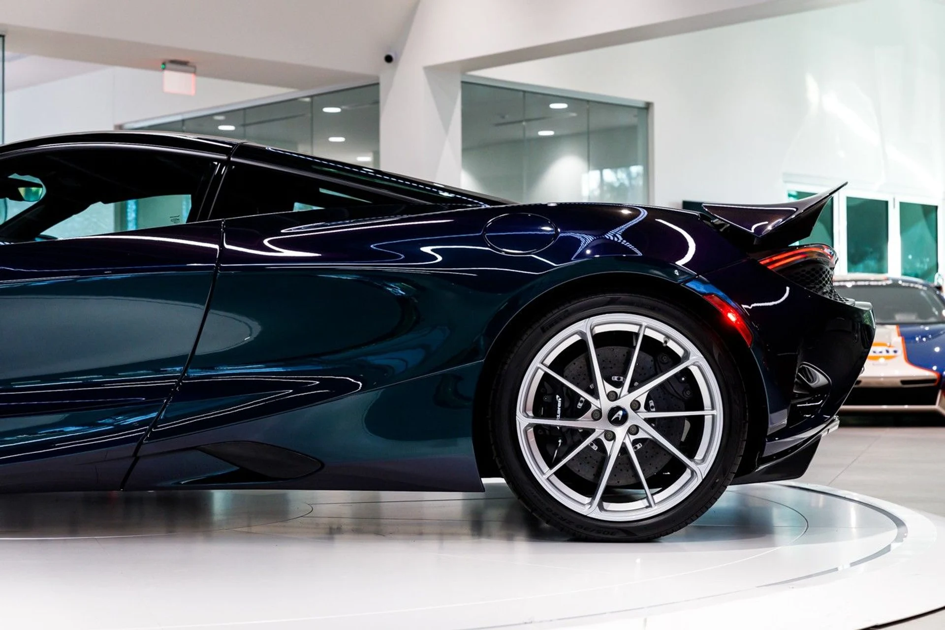 mph061_1216247058_646_p62_l_2e1ca59fc8