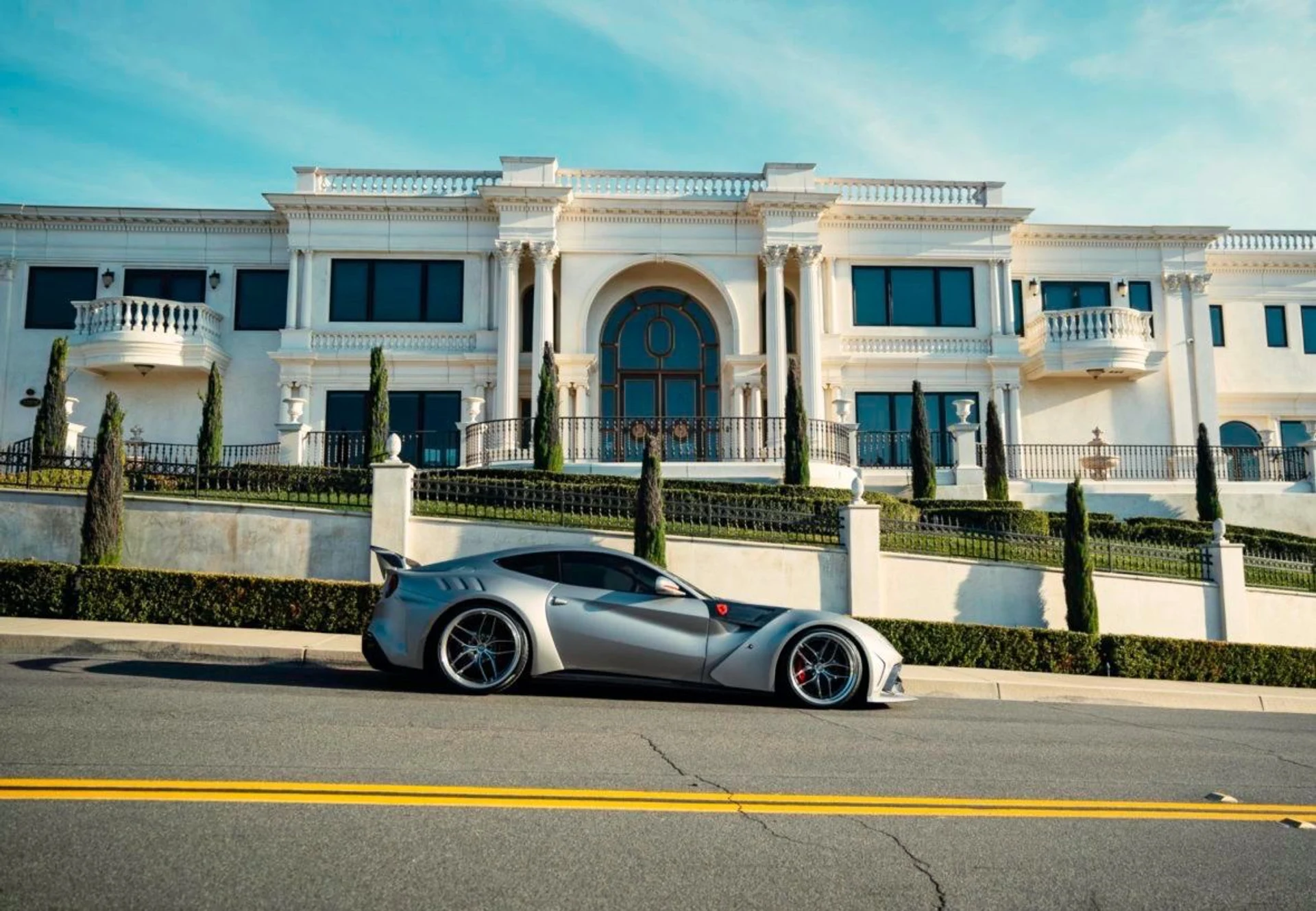 mph061_1247451667_12194_p62_l_a53ddac76a