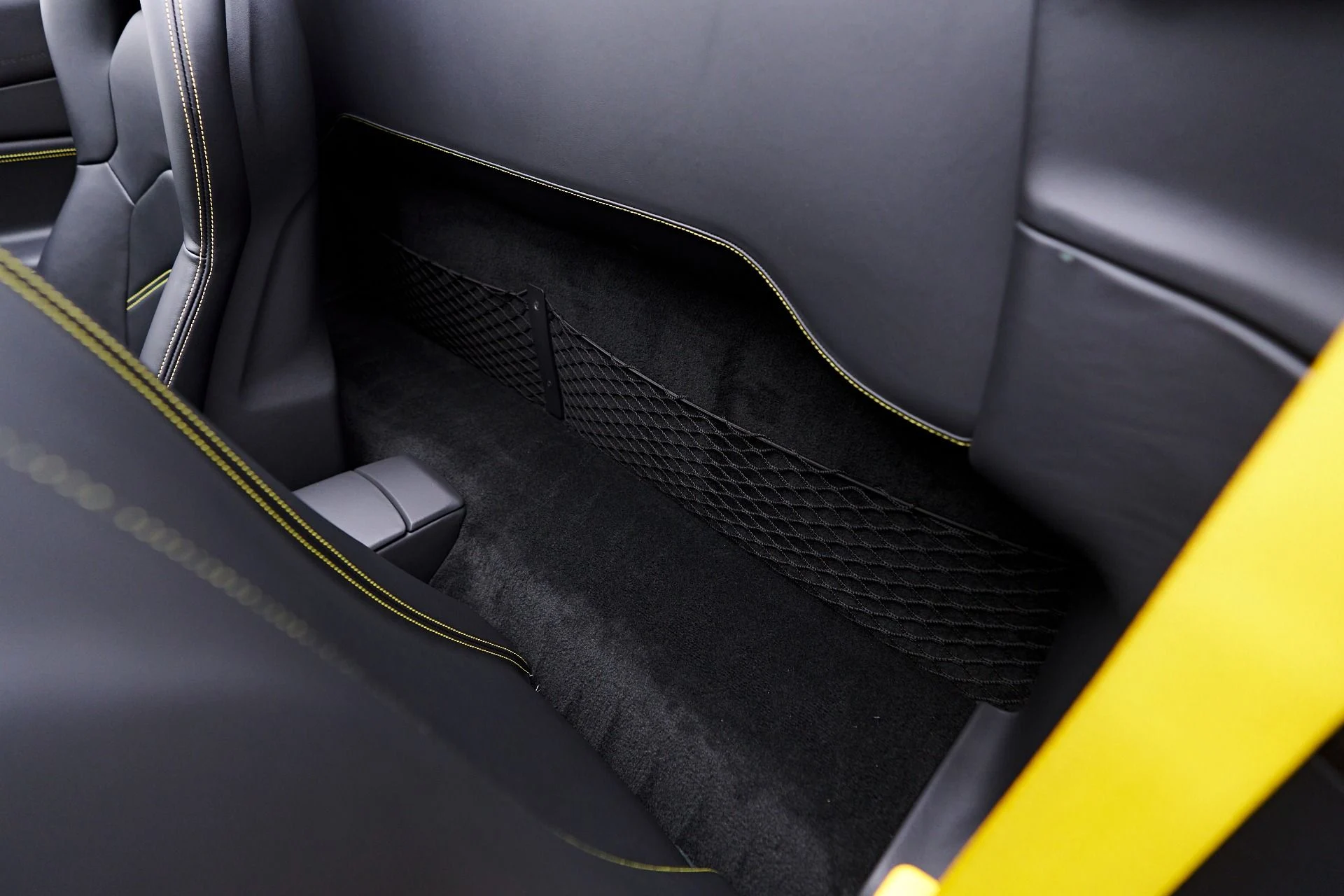 mph061_1248351051_Used_2019_Ferrari_488_Spider_Base_1748546084_67854127c2