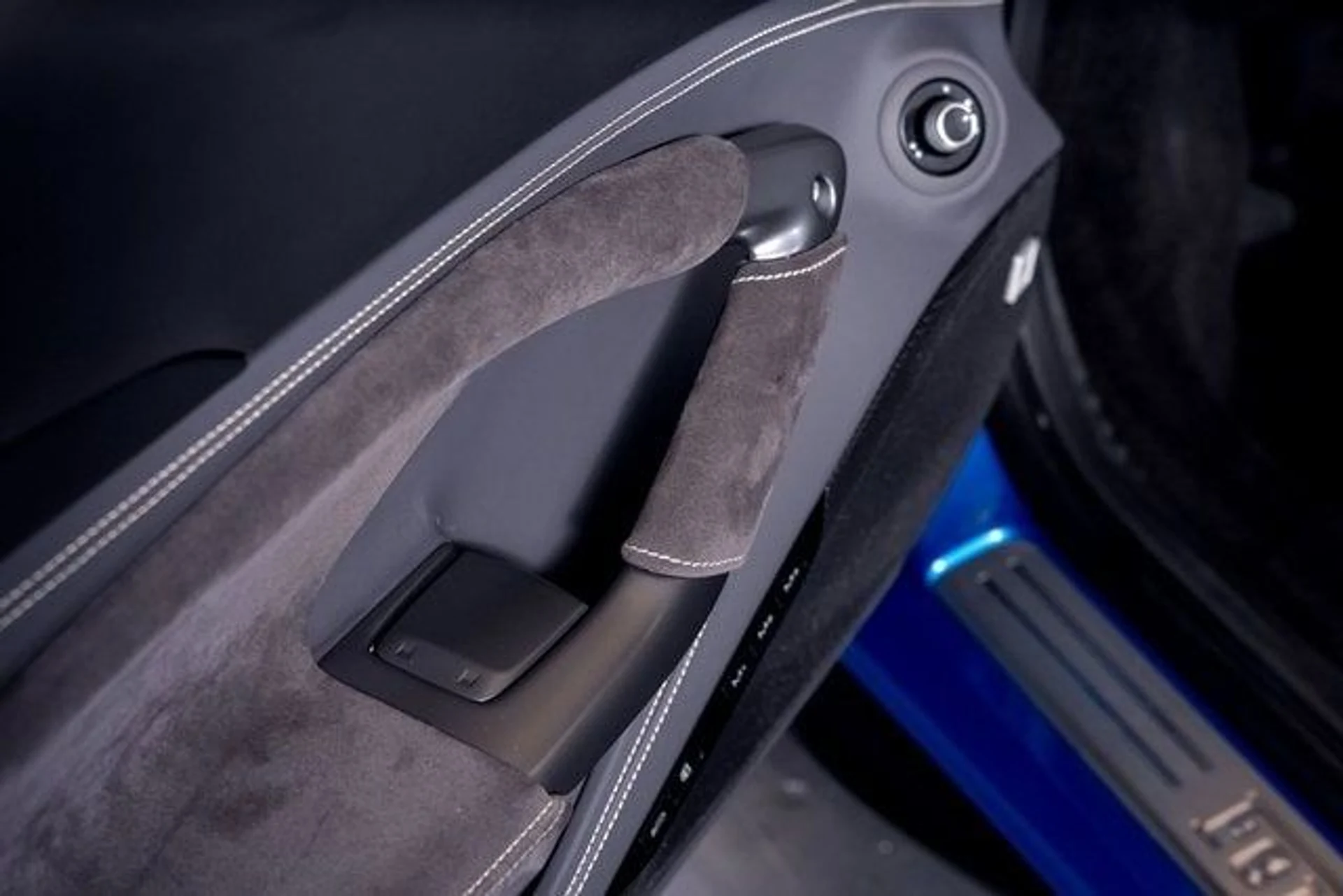 mph061_1256961052_669384d9f2616f766a379f3d98b529a2x_a9d4f575b5