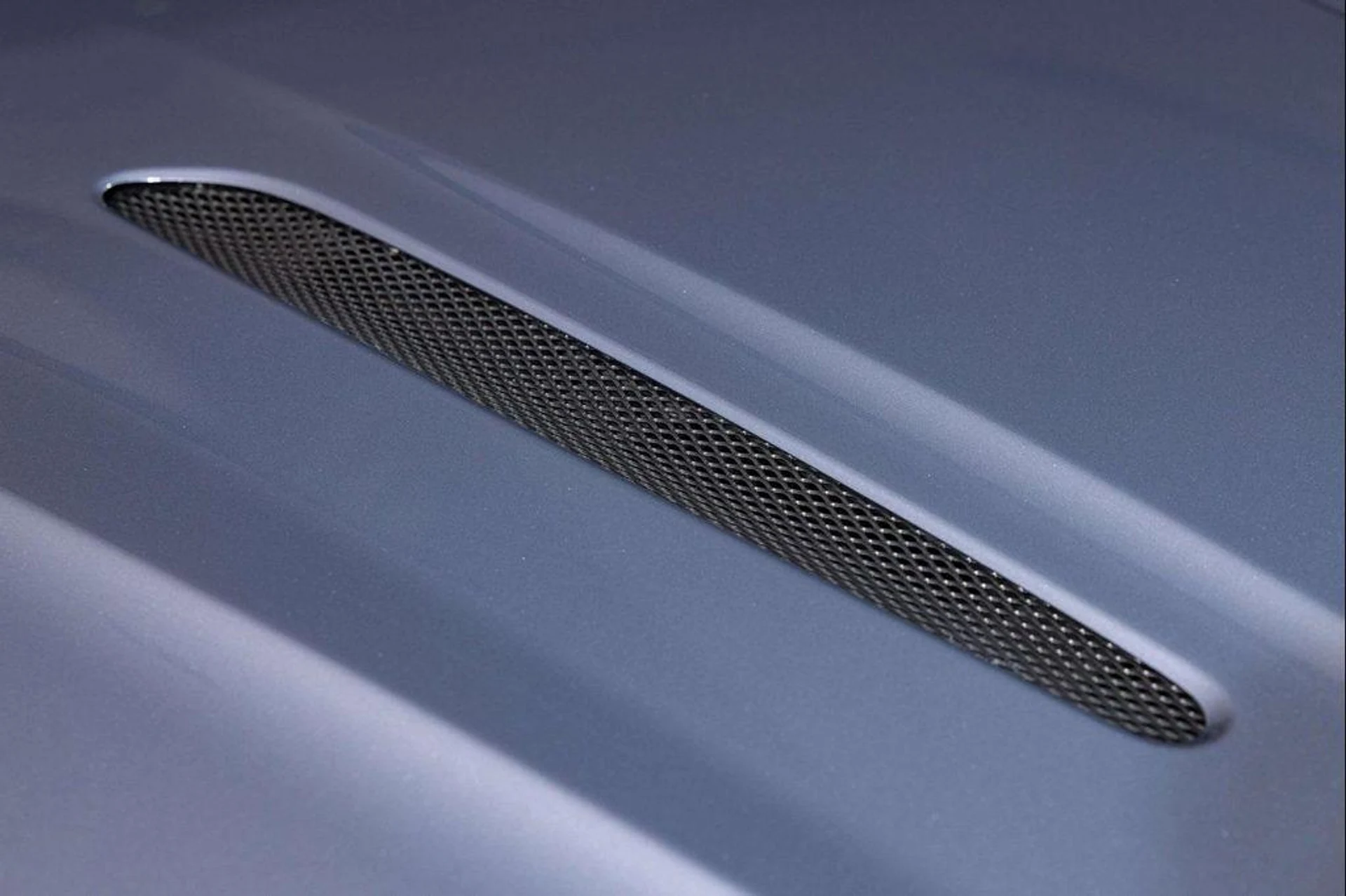 mph061_1261508819_u_U7rom_R_A0taa_BH_Iph4_Q_Bi_NZAZI_e4fd7debb9