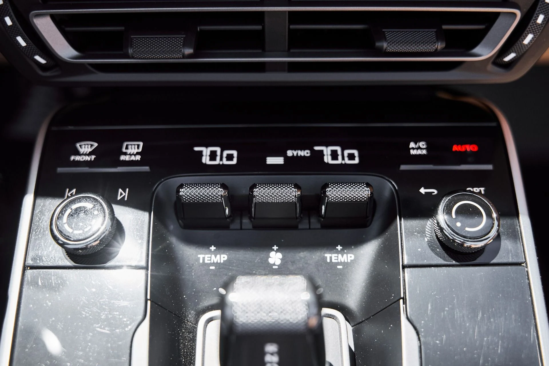 mph061_1270618690_Used_2021_Porsche_911_Turbo_S_1780084650_baaa3d8e81