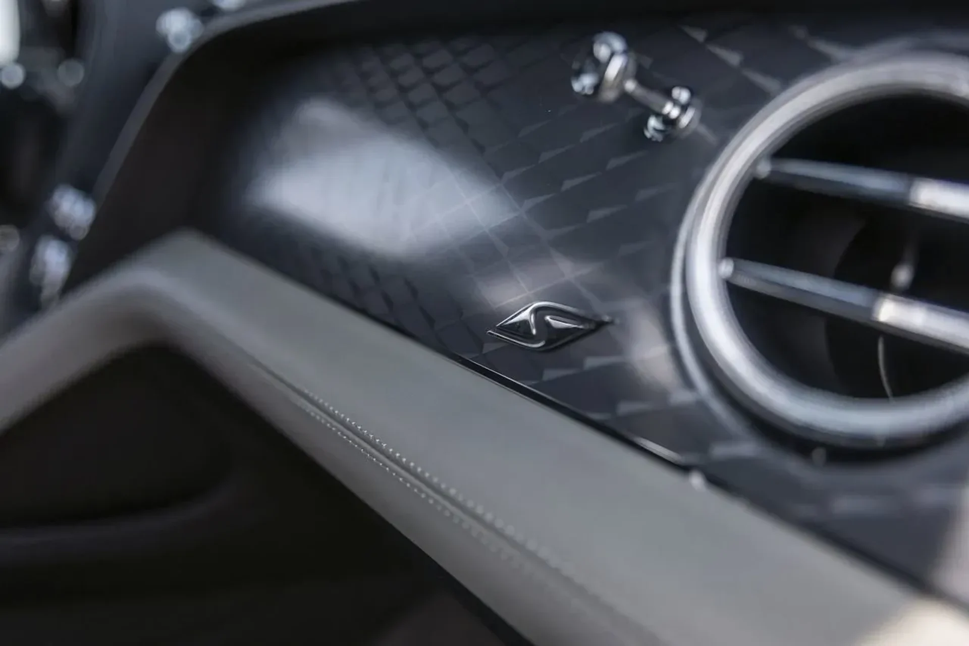 mph061_1281603777_71e89d3daf0b40a39882834c852ecbd8_82864606ba