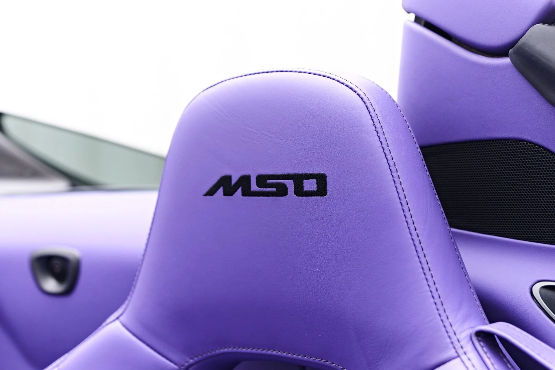 mph061_1285849776_Used_2022_Mc_Laren_765_LT_Base_1753480618_94b45fda4a