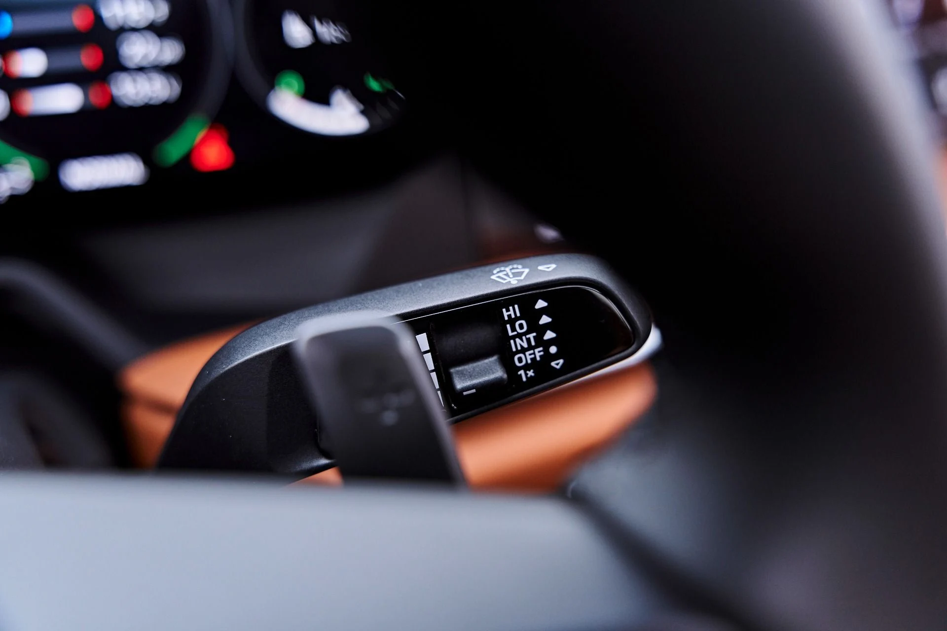 mph061_129213965_Used_2023_Porsche_911_Turbo_S_1785208272_292b04172e