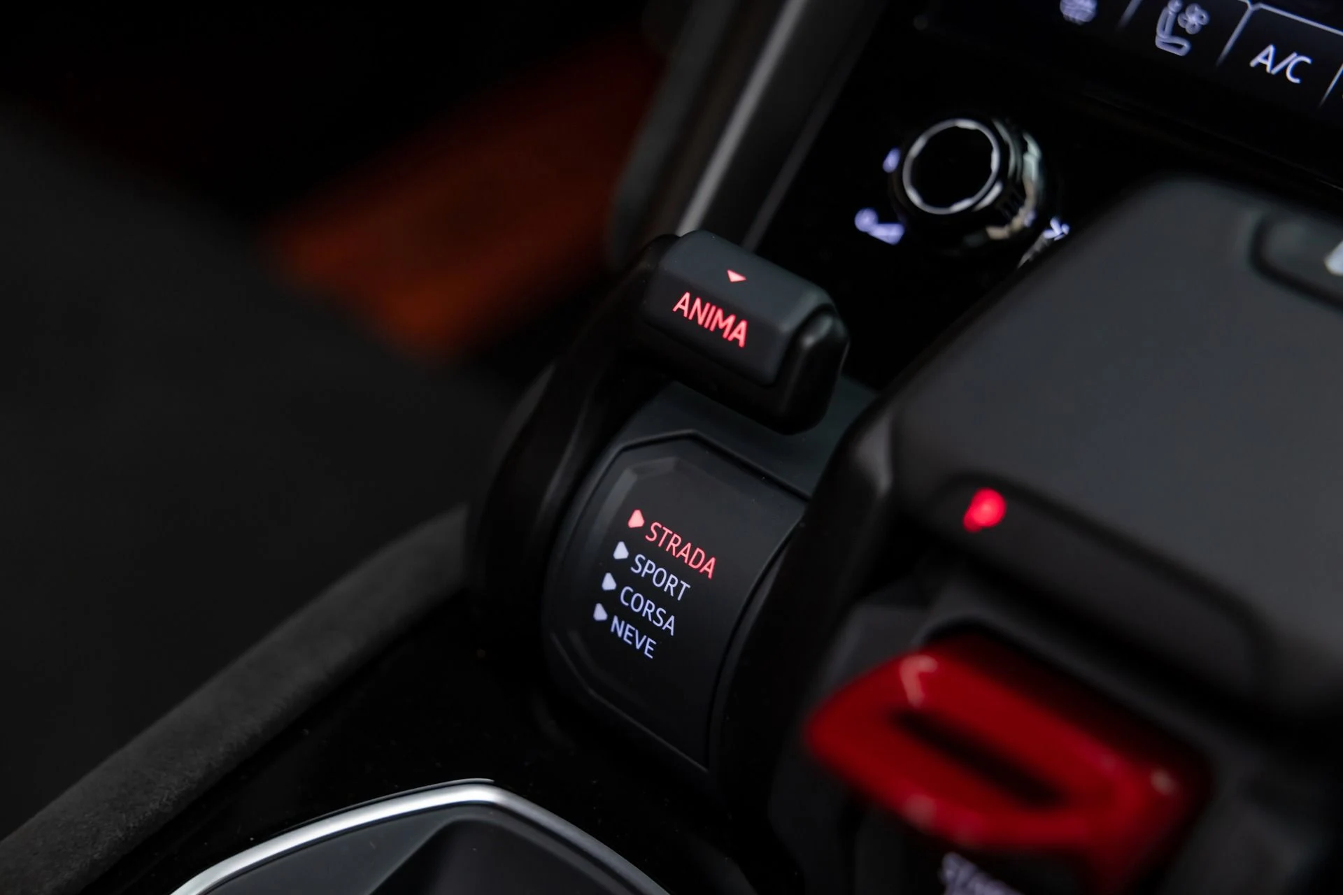 mph061_1294068900_Used_2024_Lamborghini_Urus_S_1766449487_91f093788b