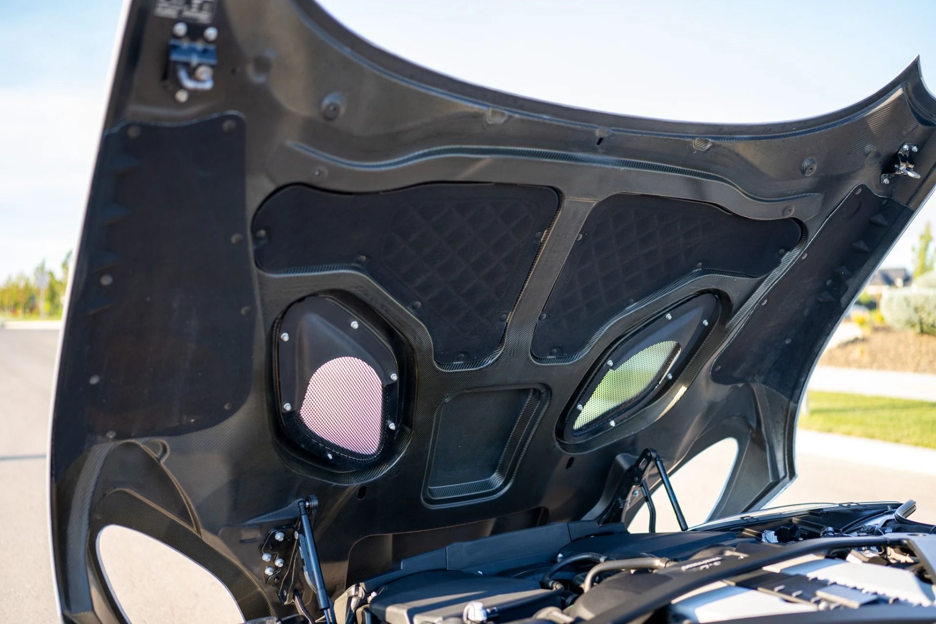 mph061_1304775210_Used_2020_Aston_Martin_DBS_Superleggera_1782927184_87e52a848d