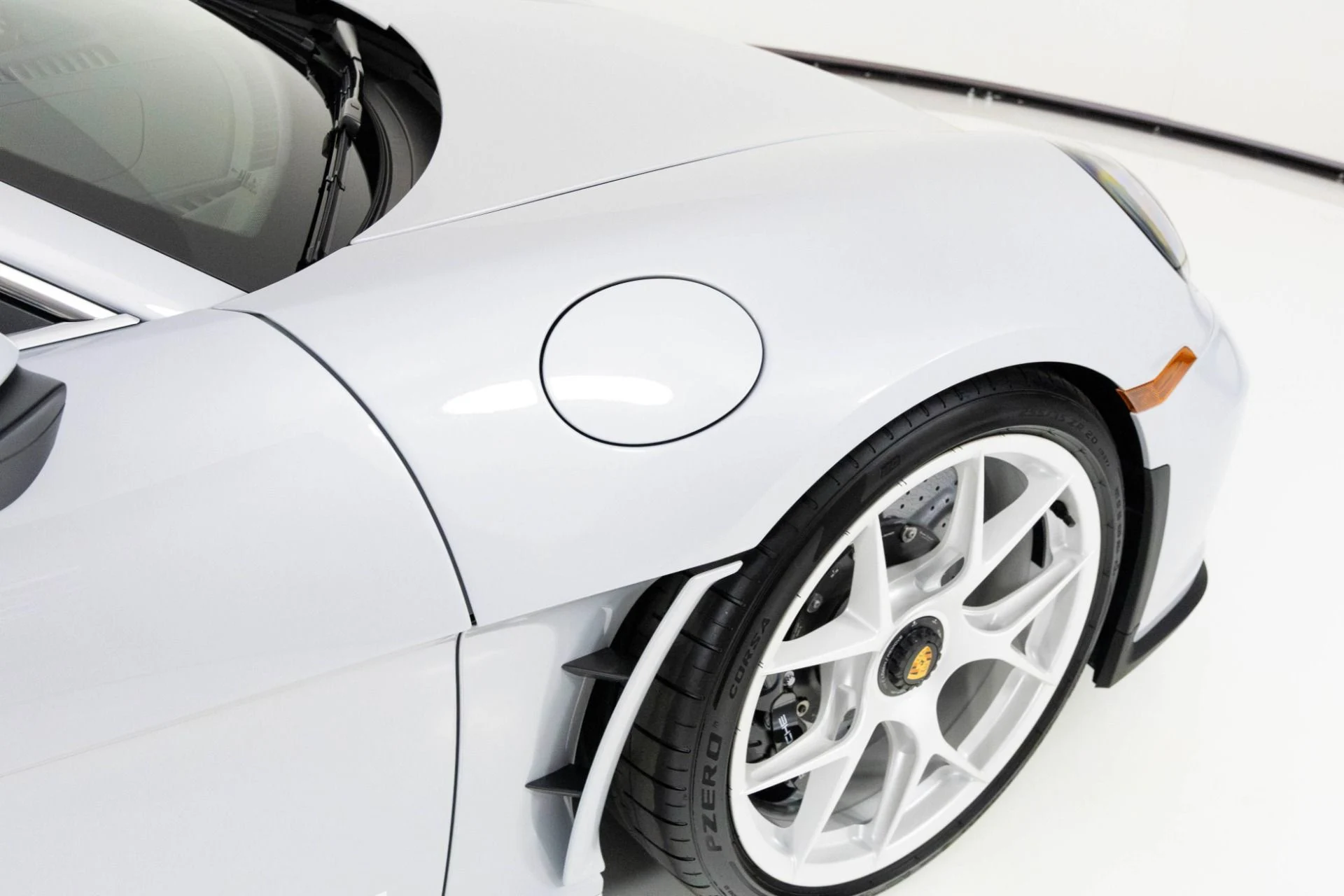 mph061_1346942998_Used_2024_Porsche_911_ST_1762299753_df2b057f9e