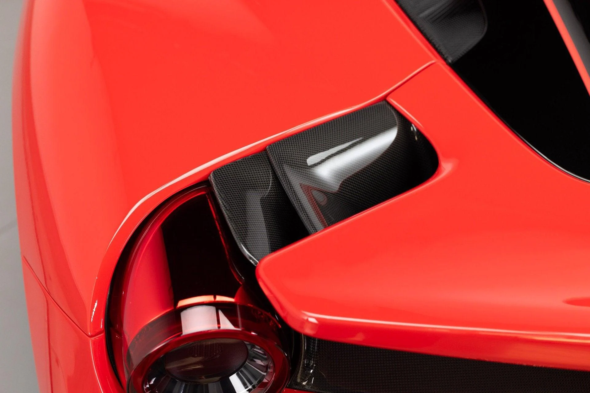 mph061_1348932875_Used_2020_Ferrari_488_Pista_Spider_1782826903_2289c69499