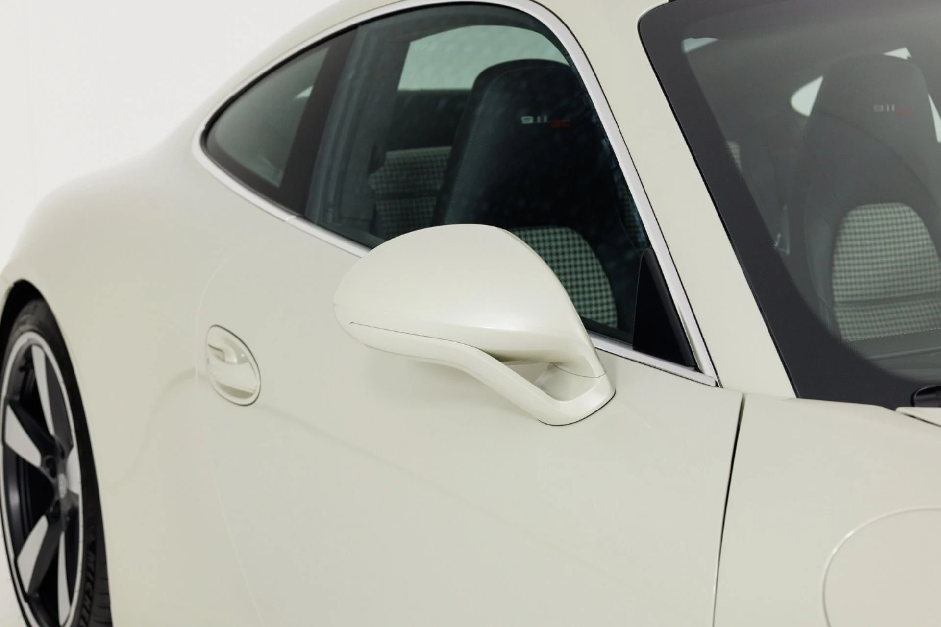 mph061_1367322536_Used_2014_Porsche_911_Carrera_S_1781907468_413b0319d3