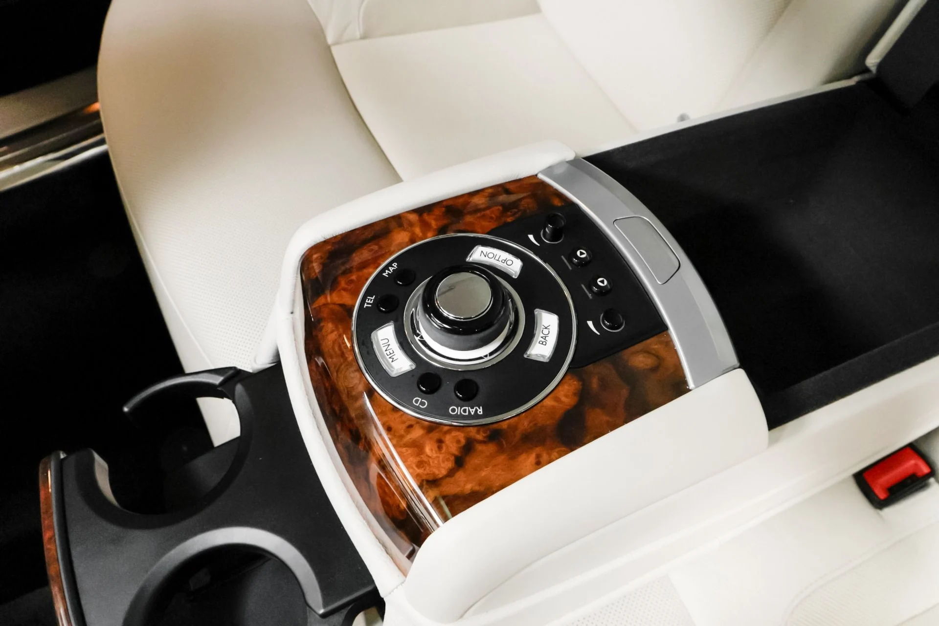 mph061_1401411690_Used_2010_Rolls_Royce_Ghost_1762979242_1900260e58