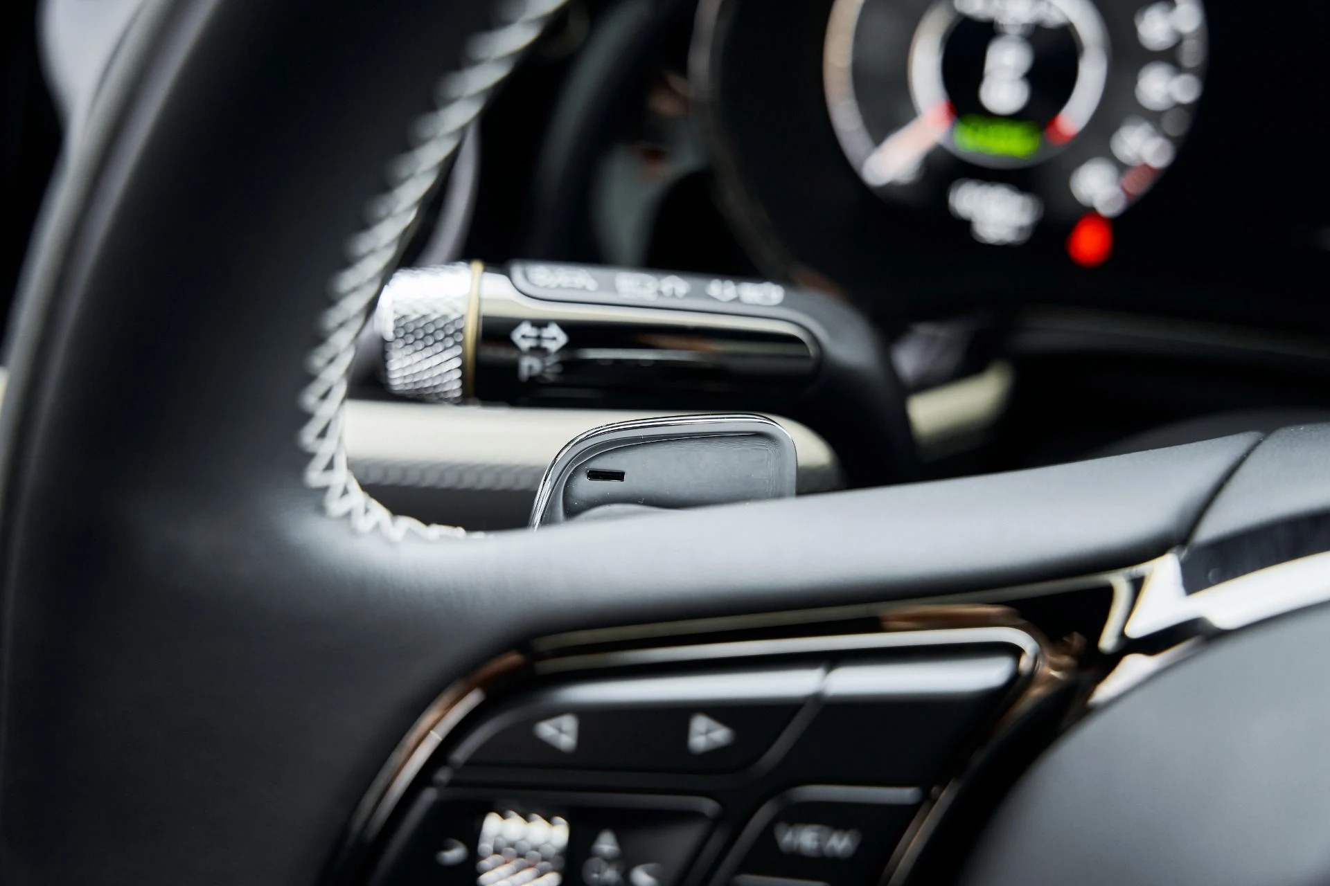 mph061_1419251807_Used_2025_Bentley_Flying_Spur_Speed_1769137131_02e7c71f07