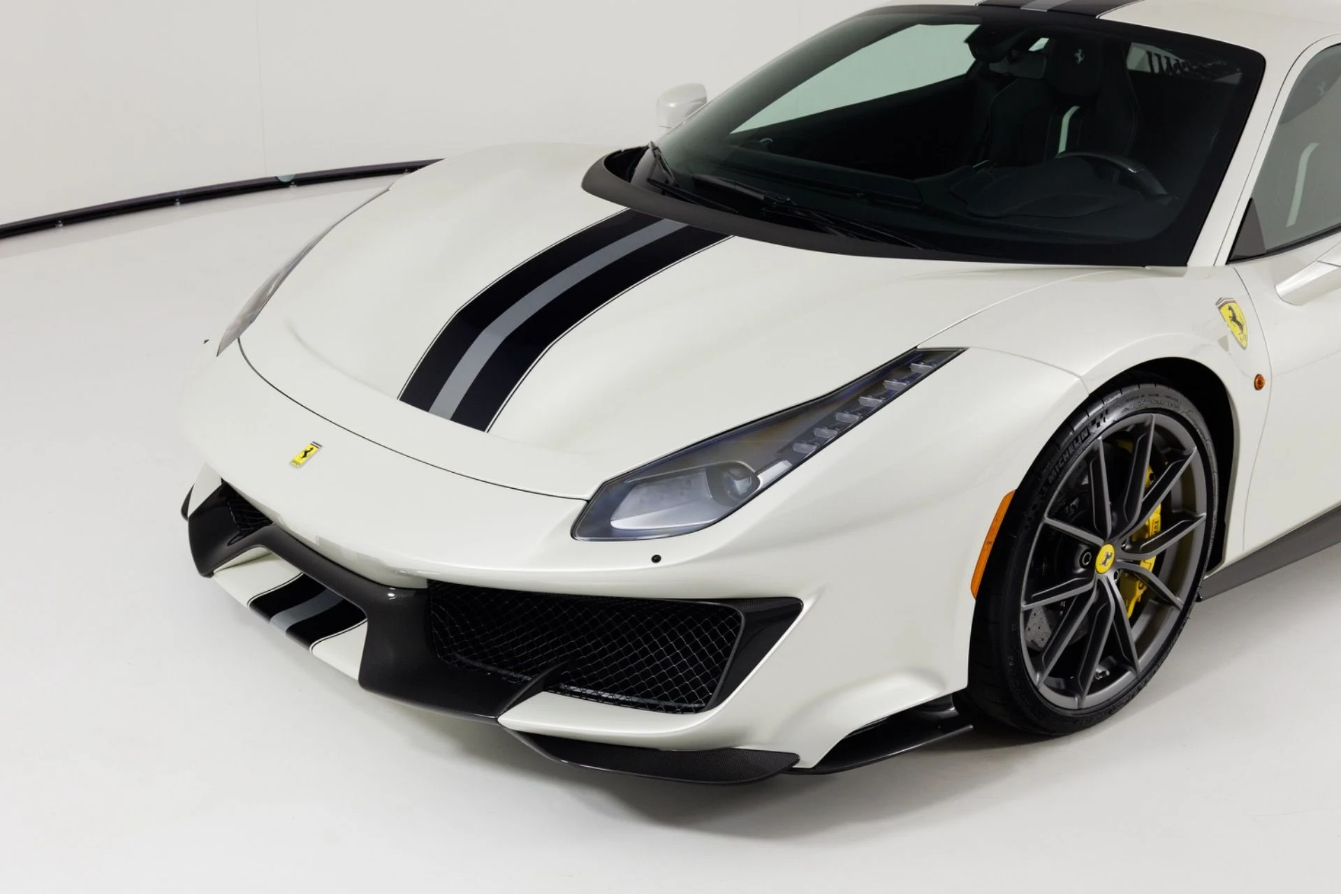 mph061_1423254133_Used_2020_Ferrari_488_Pista_1791475678_0d8afcda26