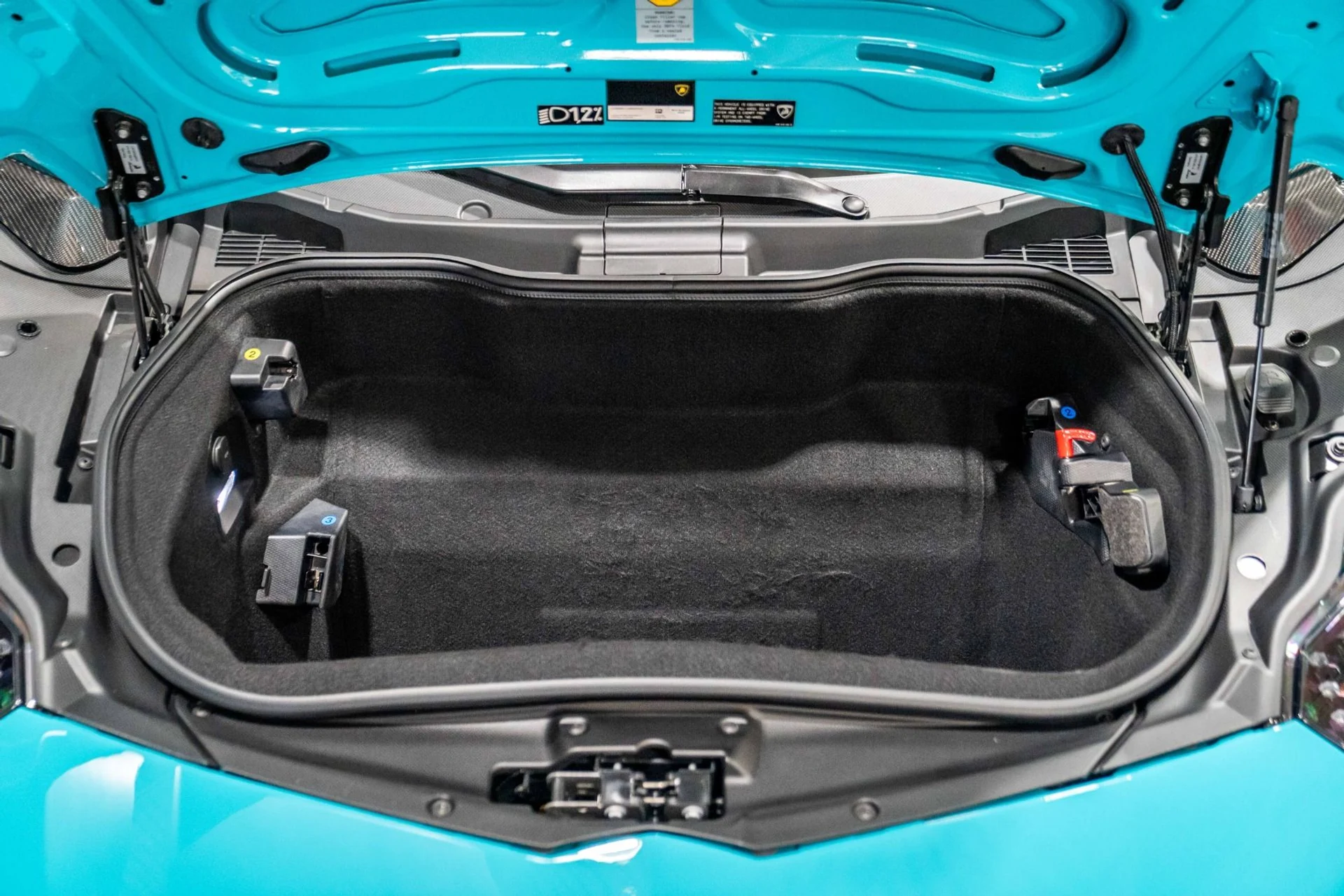 mph061_1442315891_Used_2022_Lamborghini_Aventador_LP_780_4_Ultimae_BLU_GLUACO_F1_Brilliant_Exhaust_1766165841_a90112dcb5