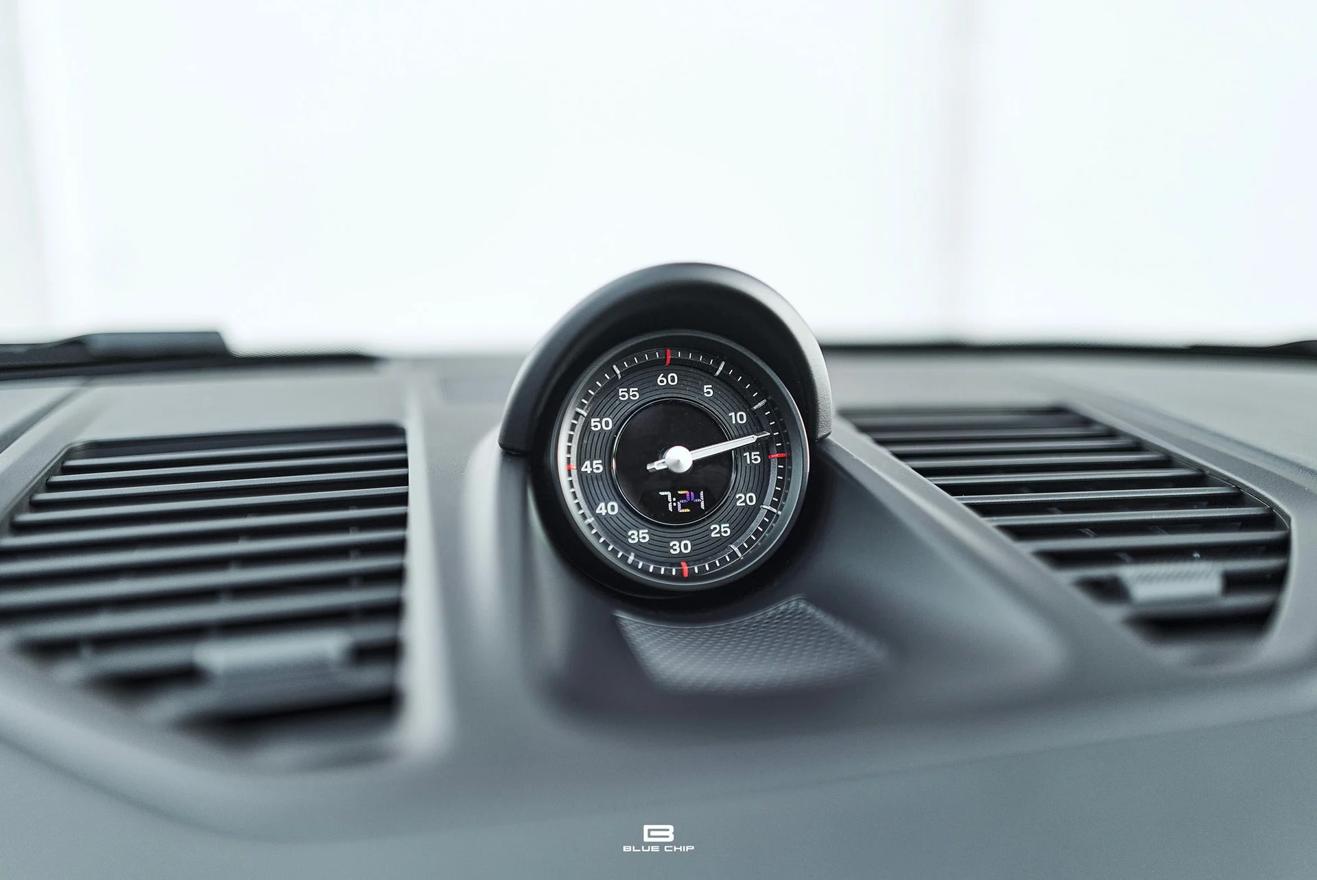 mph061_1569349731_69b180c6e3f822fc10989bb4_L1190247_c6826d6ec5