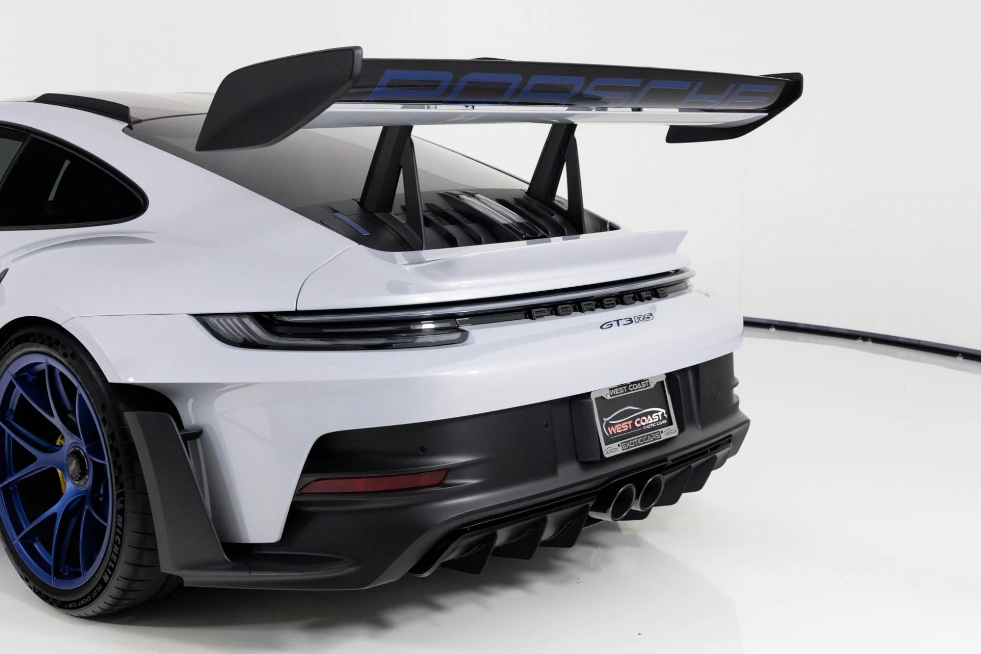 mph061_1578955079_Used_2025_Porsche_911_GT_3_RS_1779147252_6888659521
