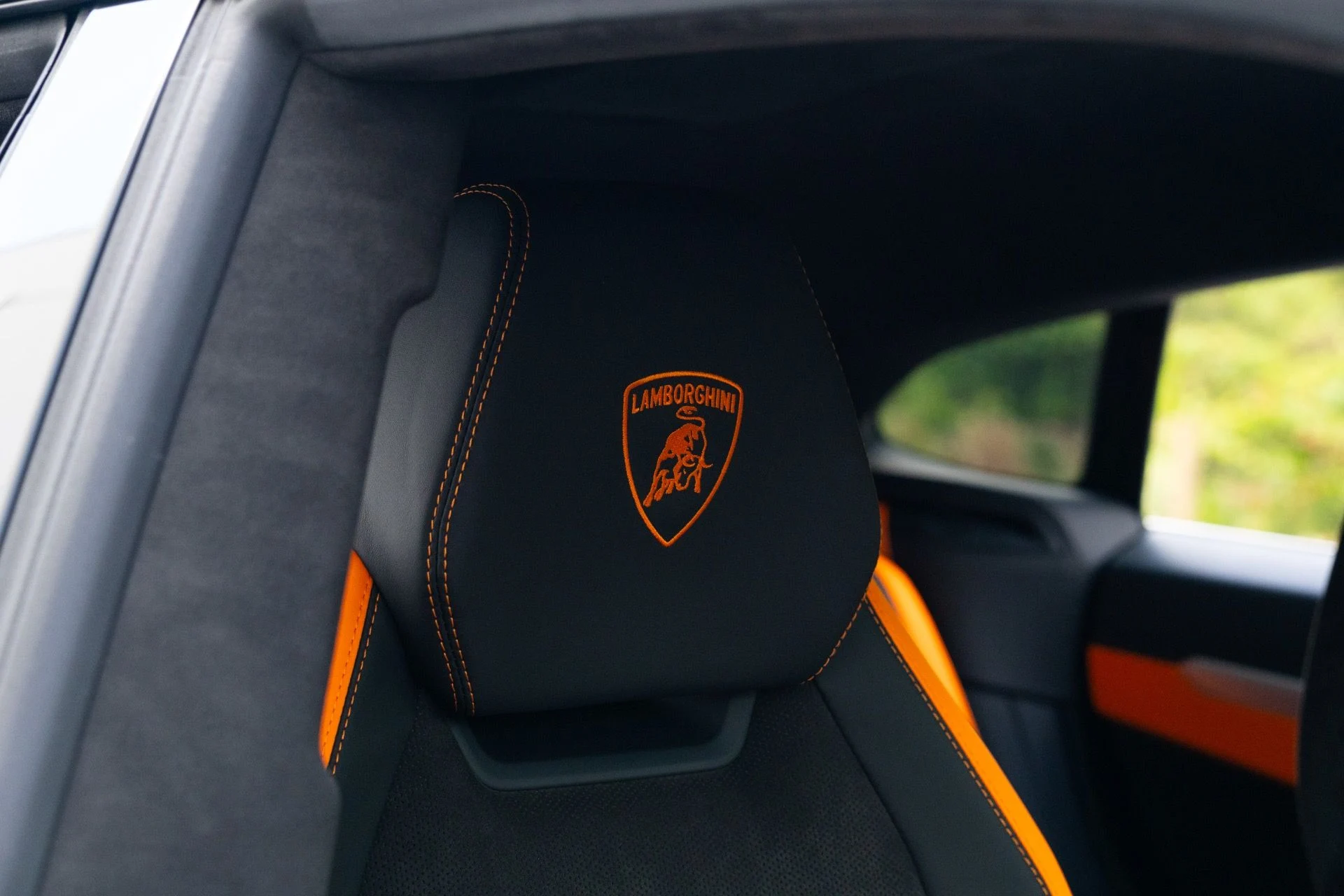 mph061_1604027803_Used_2024_Lamborghini_Urus_S_1773951175_9ba4b0e79d