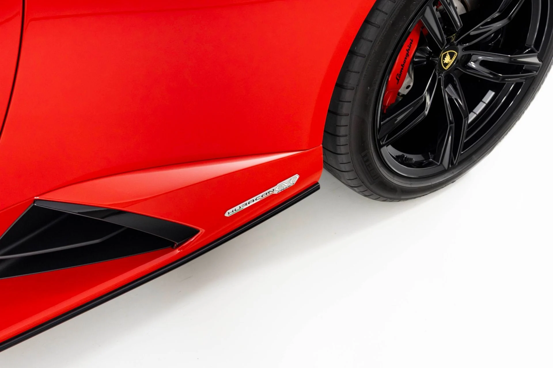 mph061_1669562662_Used_2021_Lamborghini_Huracan_EVO_1762806482_aaffb96910