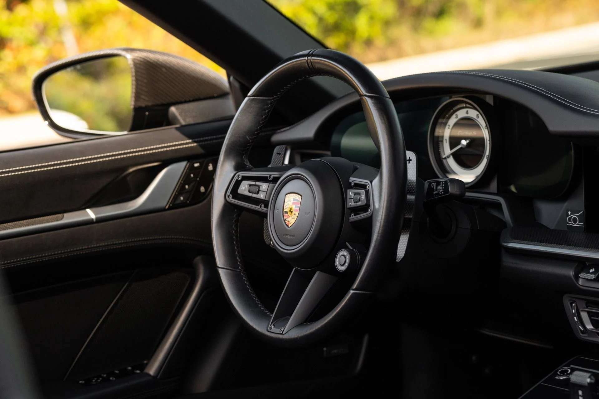 mph061_1675905094_Used_2021_Porsche_911_Turbo_S_Cabriolet_1770146418_ff3968c76a