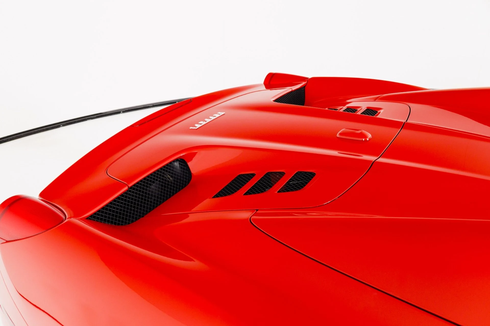 mph061_1698023805_Used_2013_Ferrari_458_Spider_1790709090_3d40741618