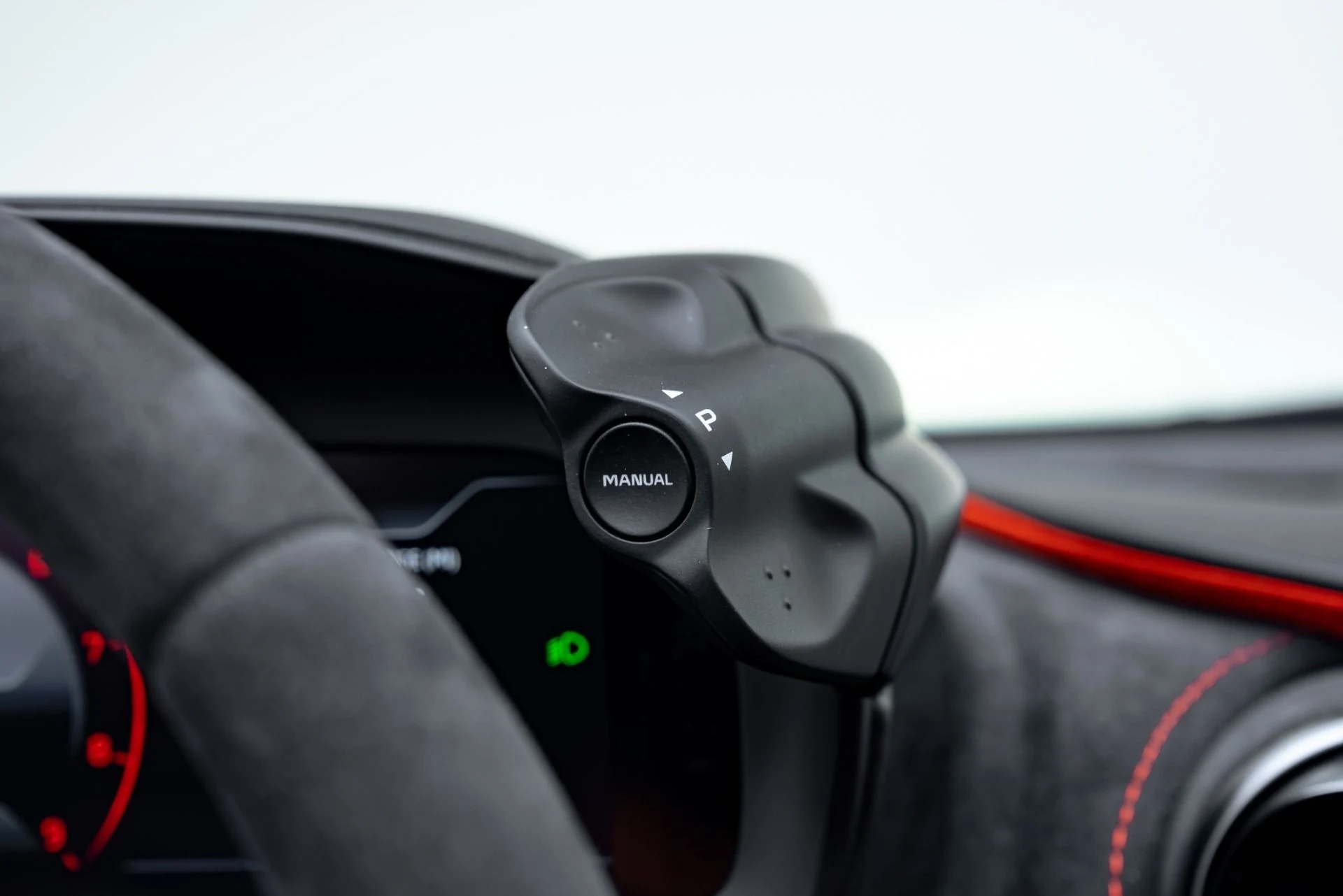 mph061_1699290702_Used_2024_Mc_Laren_750_S_Spider_1776888165_649475c391