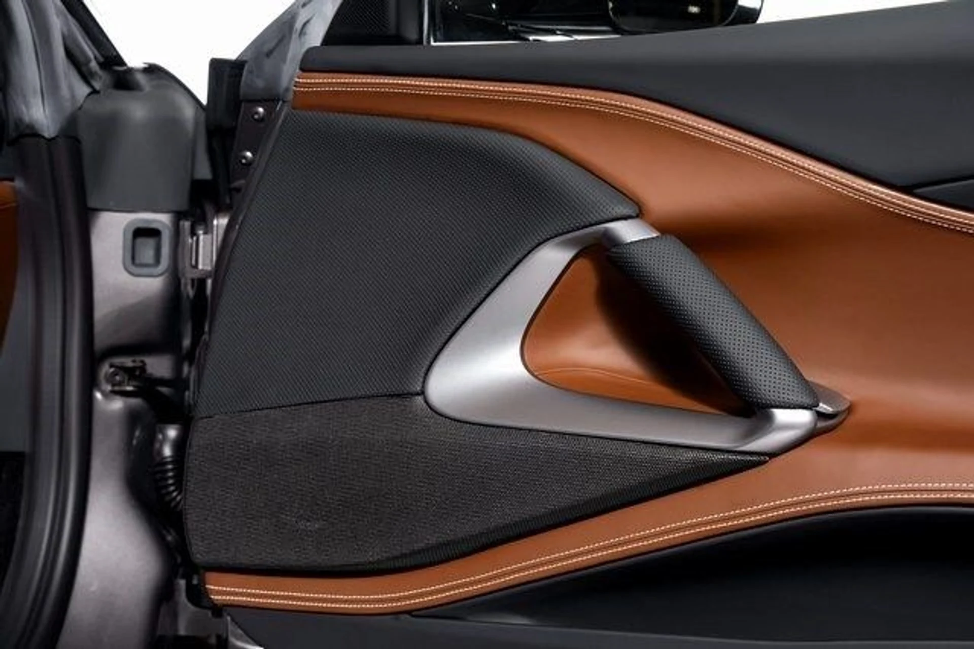 mph061_1710276242_e8bb1c6b52ef993598c9d47c008482f5x_40a7d4e901