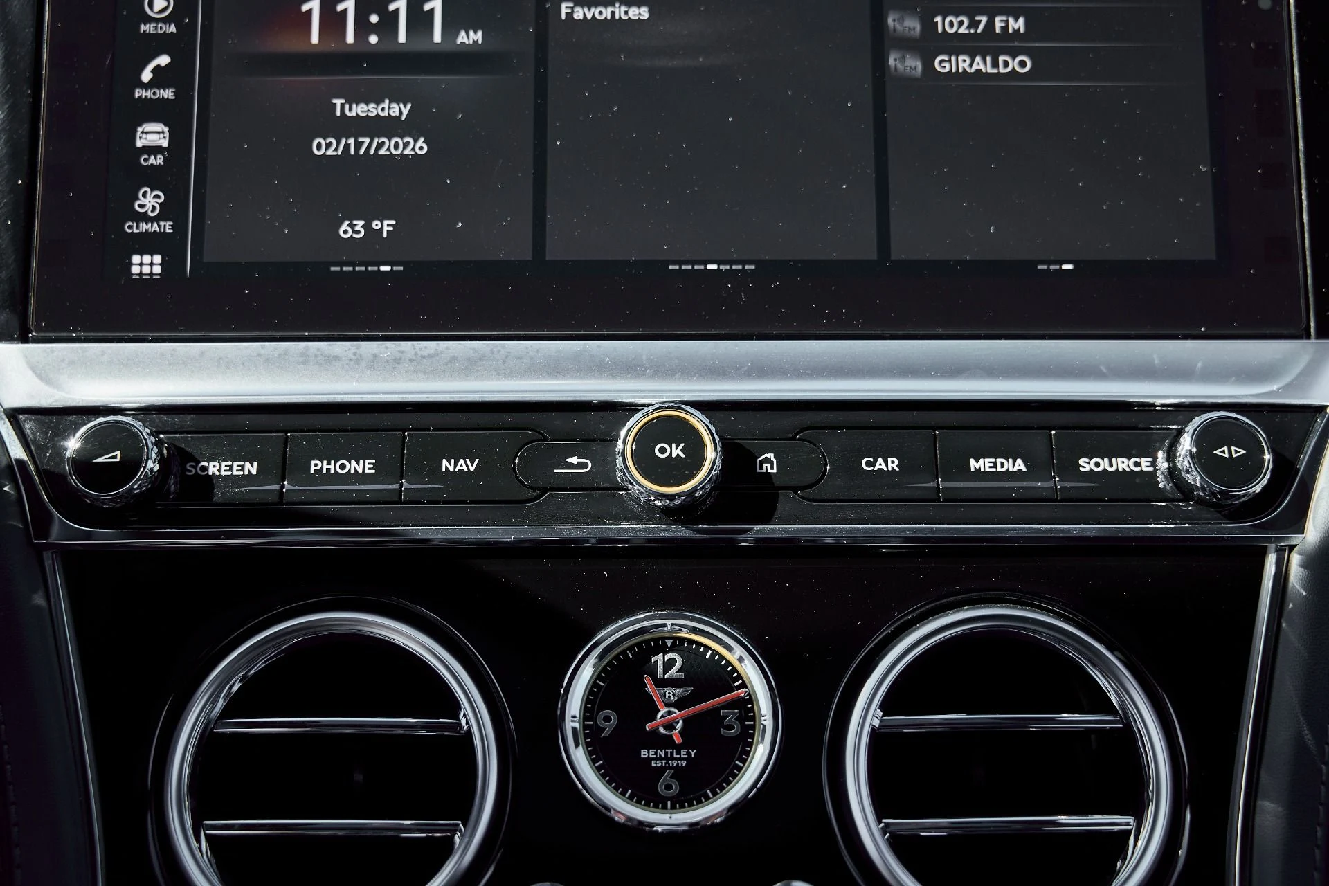 mph061_1738428537_Used_2022_Bentley_Continental_GT_V8_1771381101_b6782ee93e