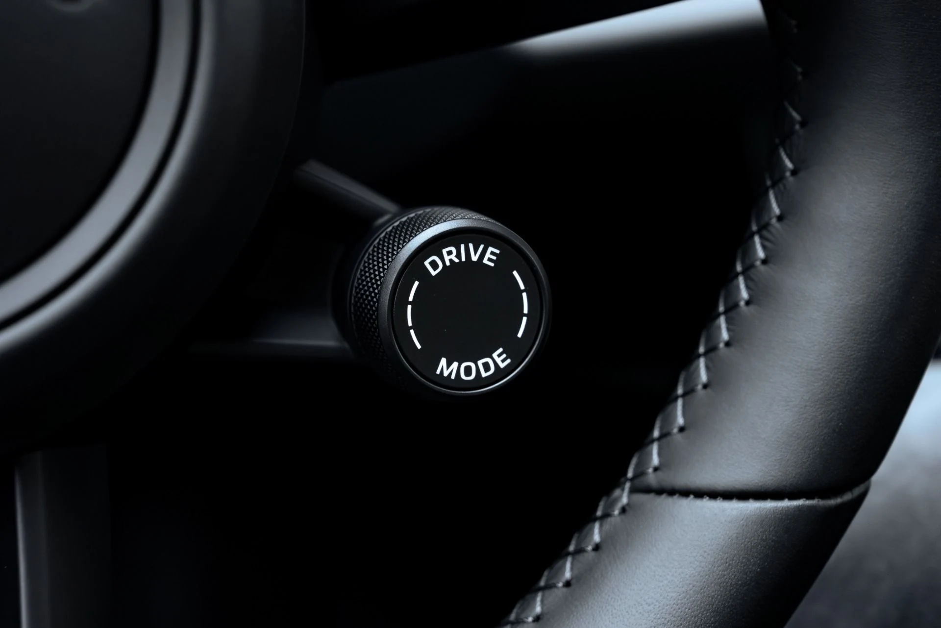 mph061_1764955030_Used_2023_Porsche_911_Sport_Classic_1776441930_ae1ea691eb